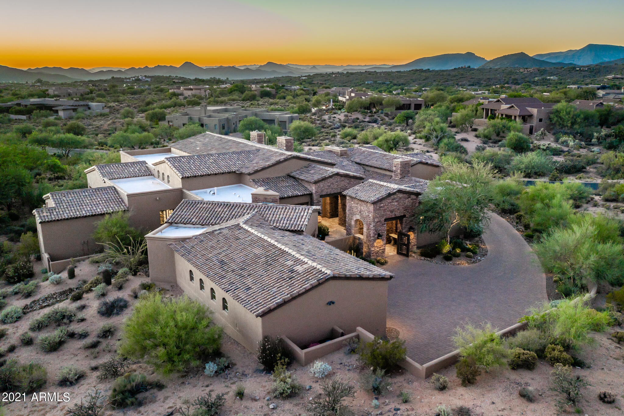 DESERT MOUNTAIN - Residential