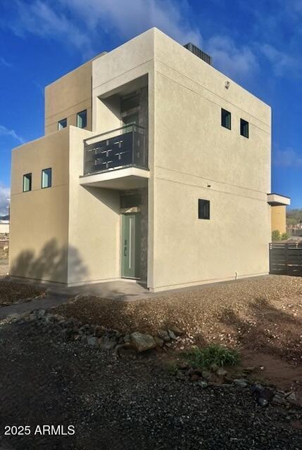 Wee Hollow - Residential