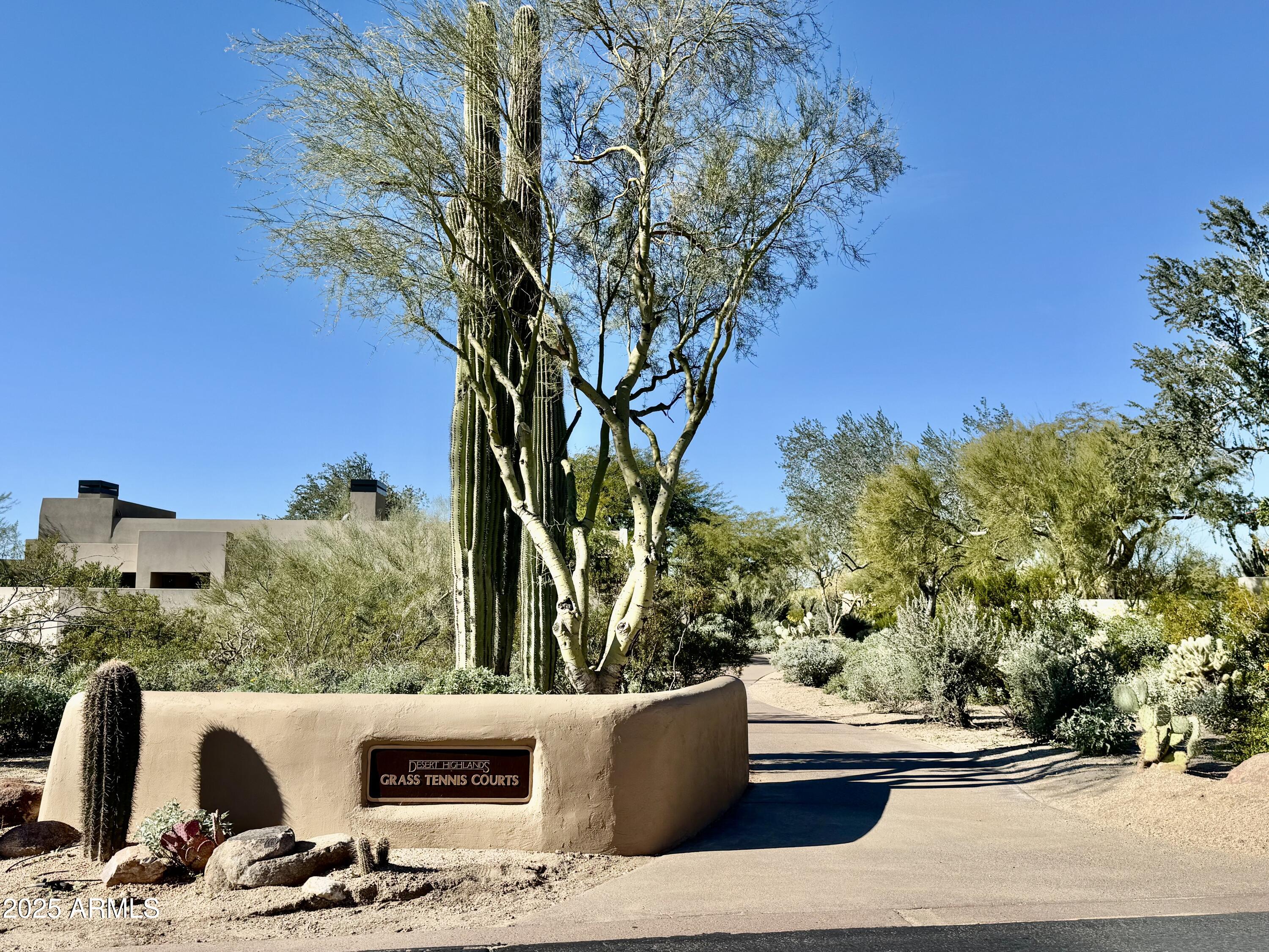 DESERT HIGHLANDS - Residential