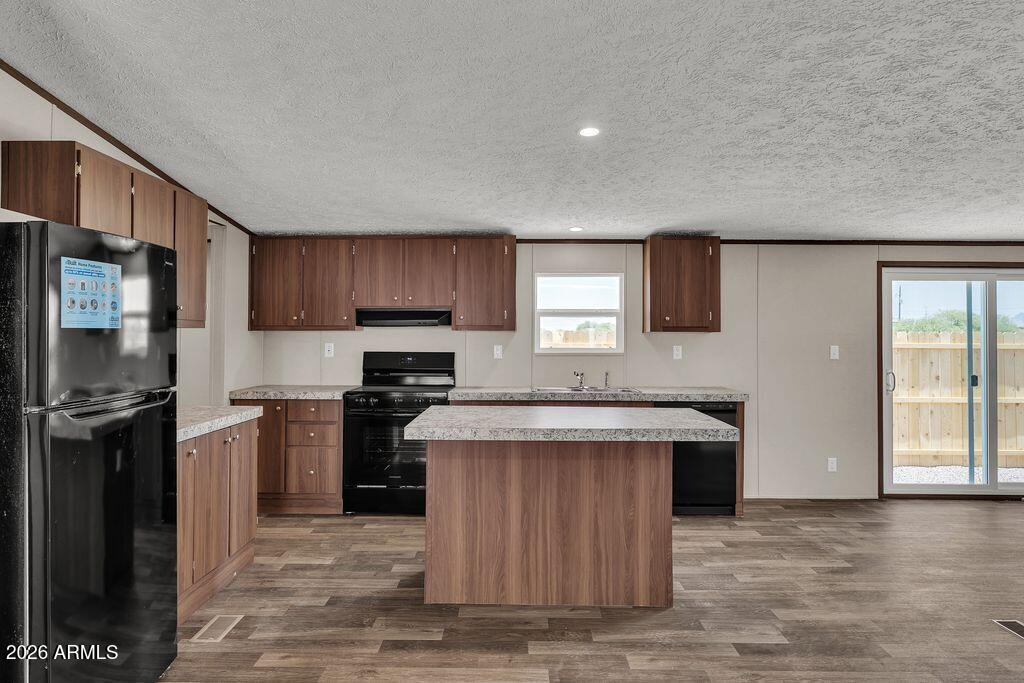TOLTEC/ARIZONA VALLEY UNIT EIGHT - Residential