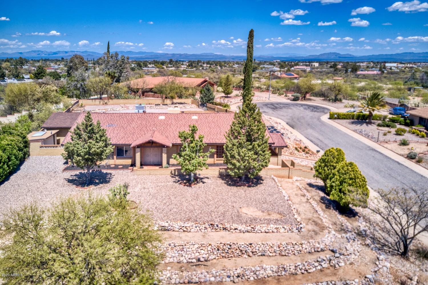 TOWN & COUNTRY ESTATES UNIT 6 - Residential