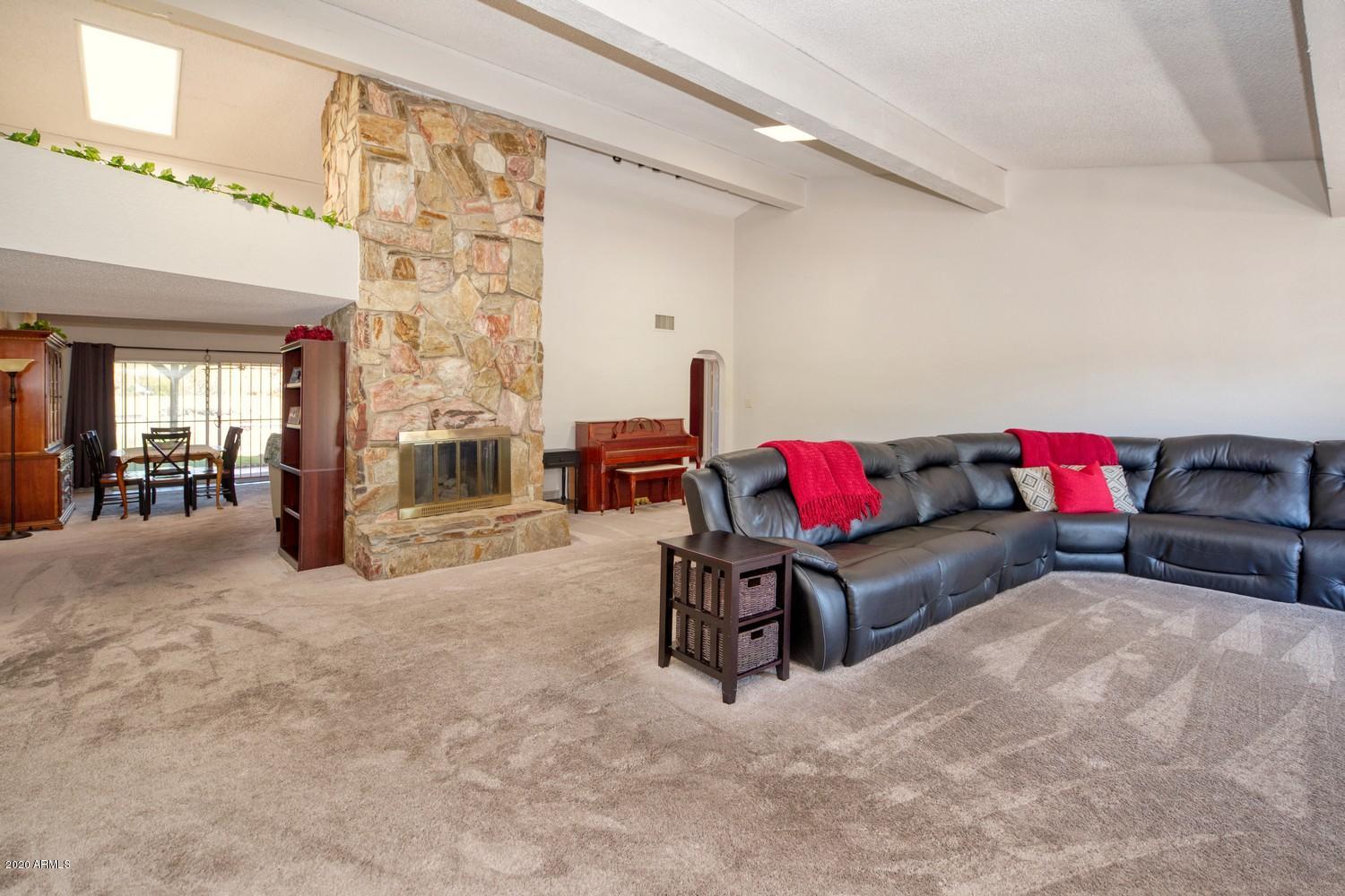 TOWN & COUNTRY ESTATES UNIT 6 - Residential