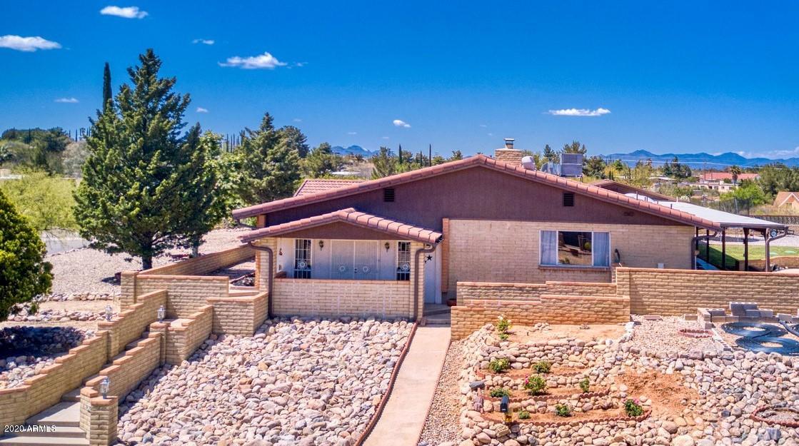 TOWN & COUNTRY ESTATES UNIT 6 - Residential