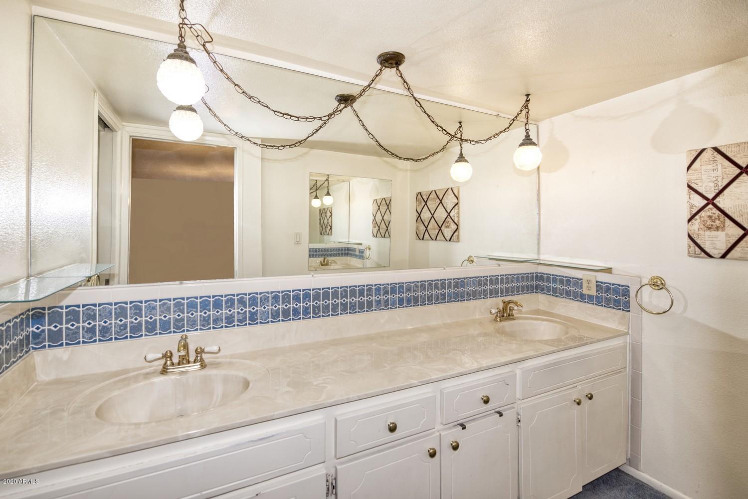 TOWN & COUNTRY ESTATES UNIT 6 - Residential