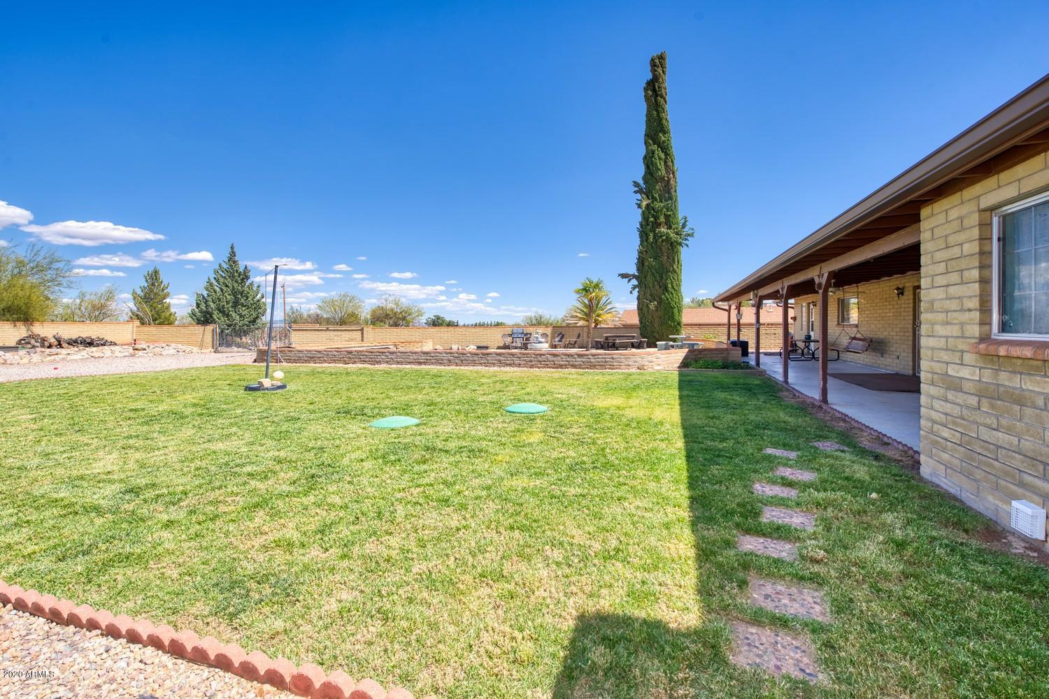 TOWN & COUNTRY ESTATES UNIT 6 - Residential