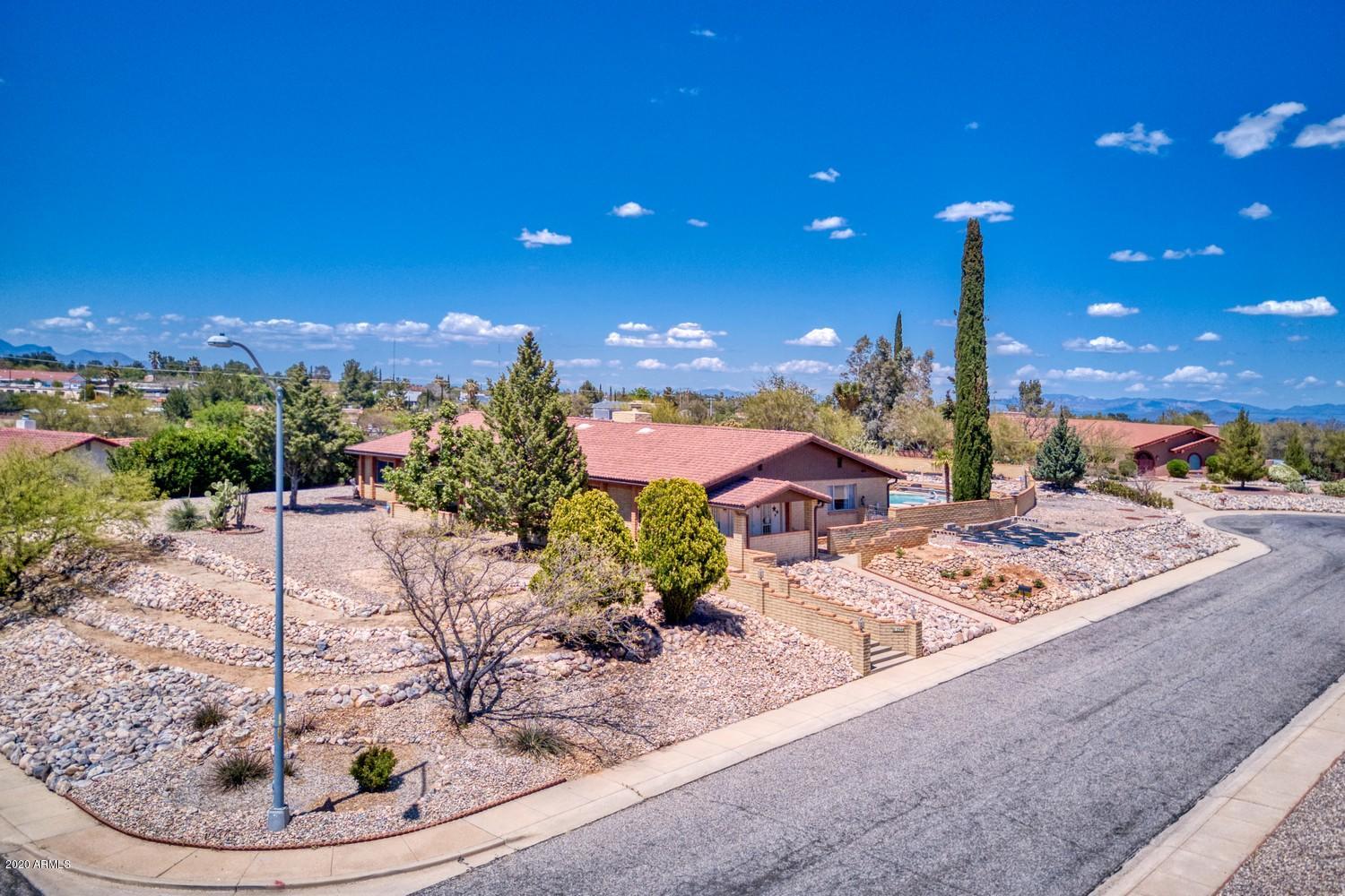 TOWN & COUNTRY ESTATES UNIT 6 - Residential