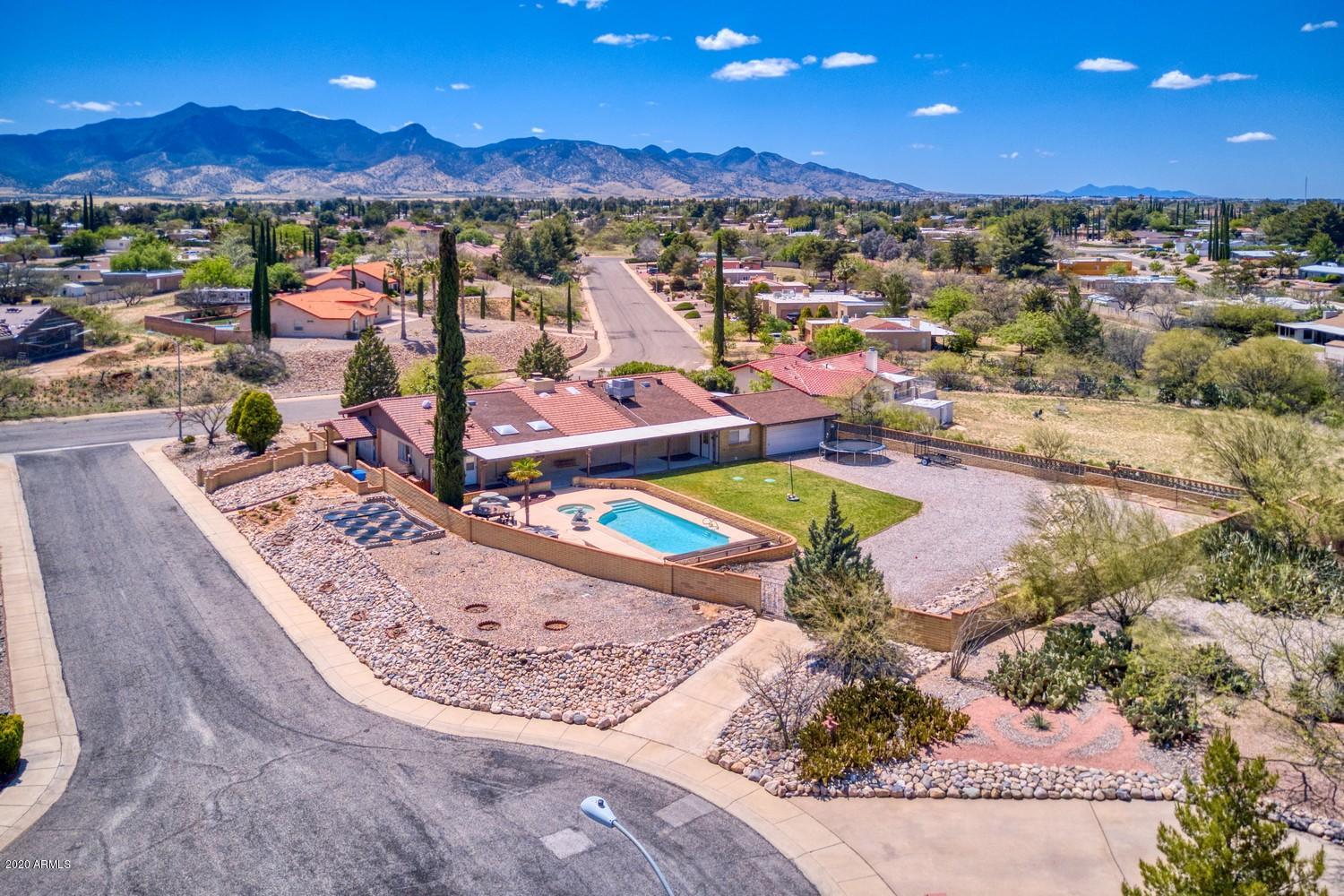 TOWN & COUNTRY ESTATES UNIT 6 - Residential