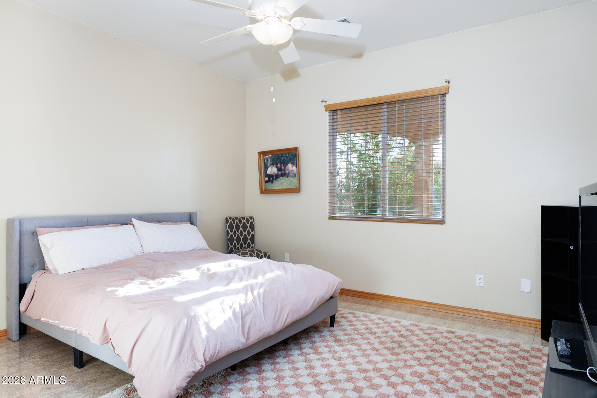 MOUNTAIN VIEW ESTATES UNIT NO 1 - Residential