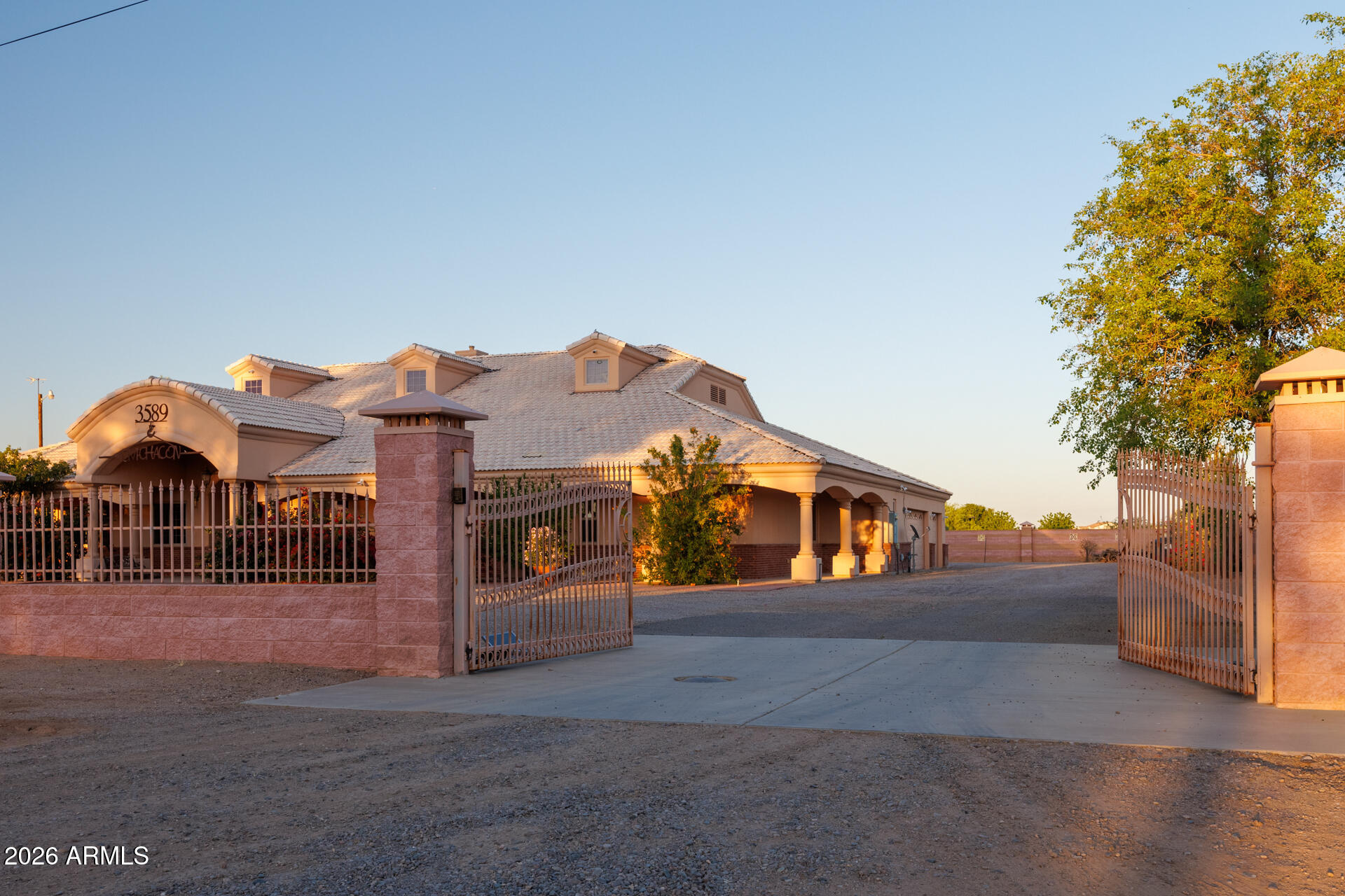 MOUNTAIN VIEW ESTATES UNIT NO 1 - Residential