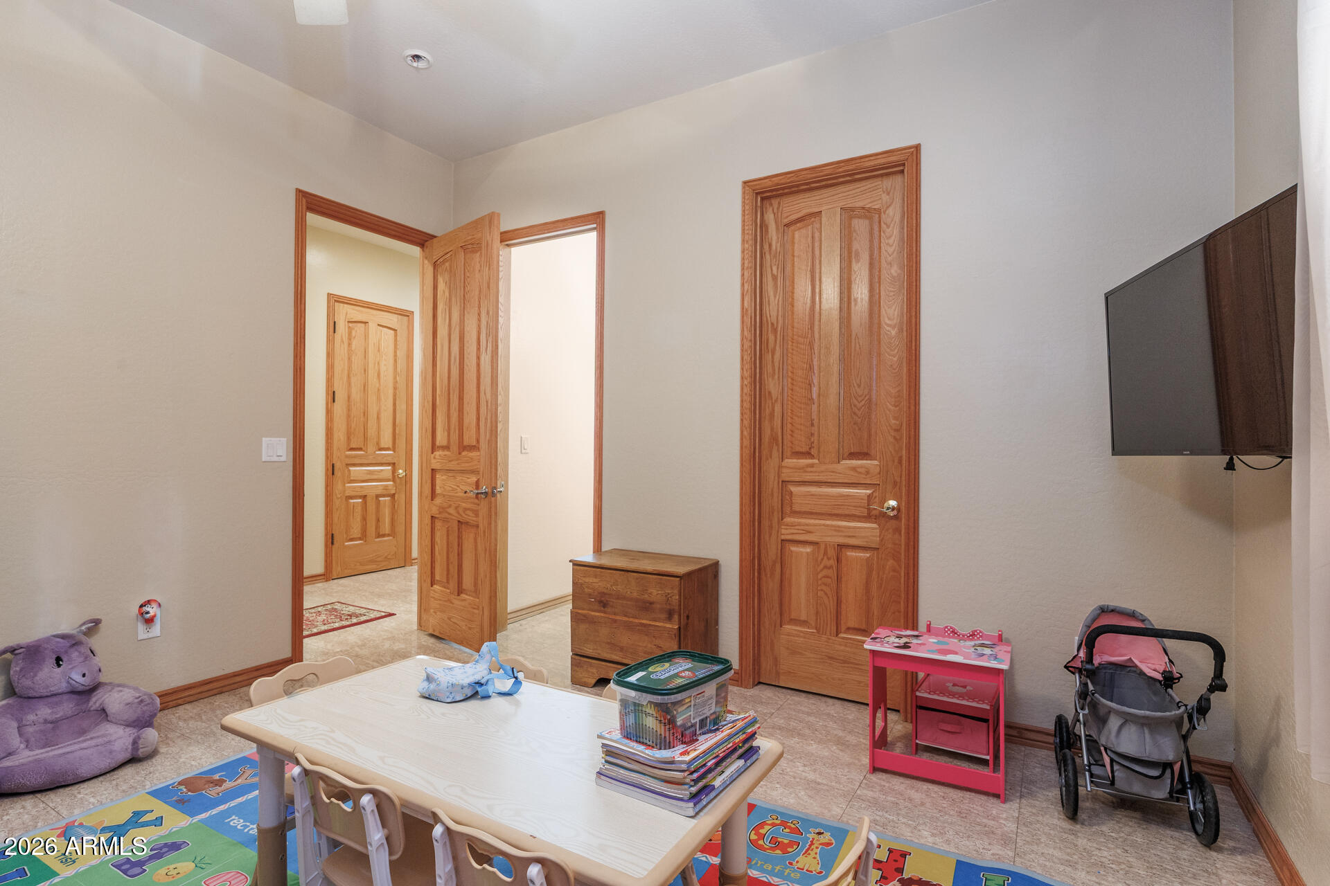 MOUNTAIN VIEW ESTATES UNIT NO 1 - Residential