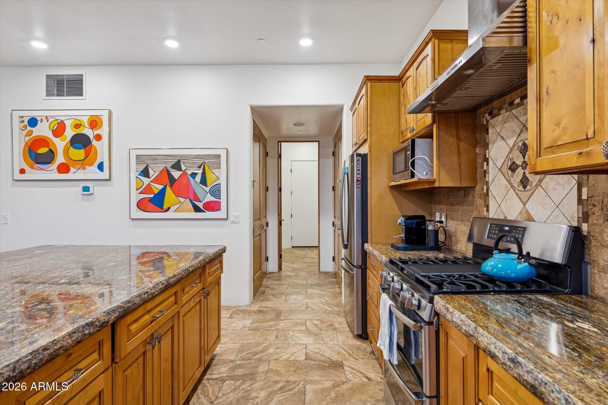 KERR ESTATES 3 - Residential