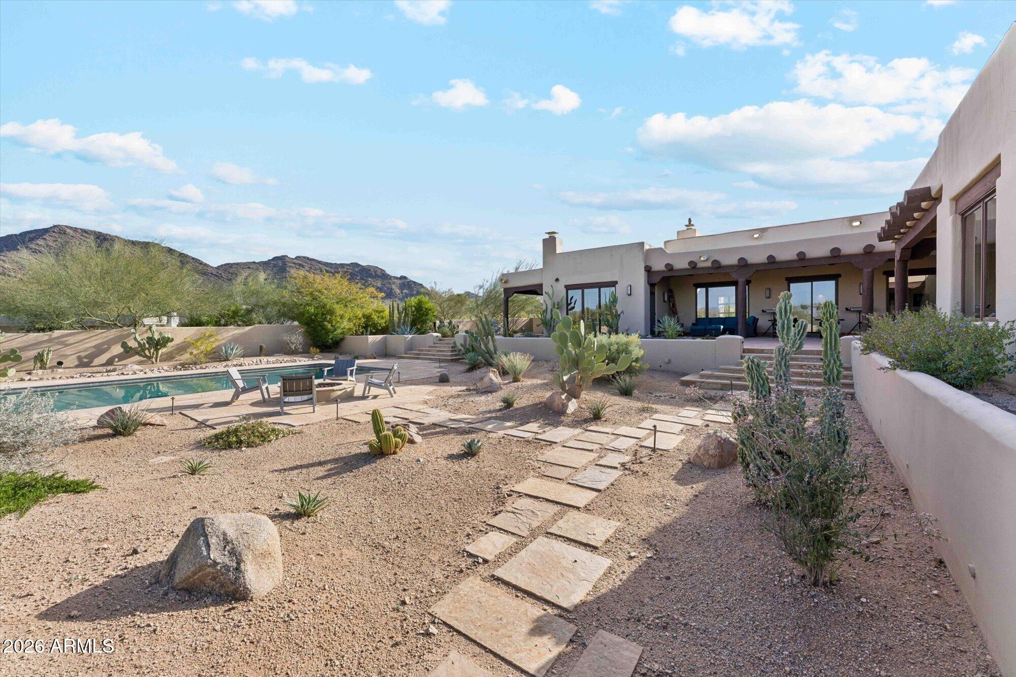 KERR ESTATES 3 - Residential
