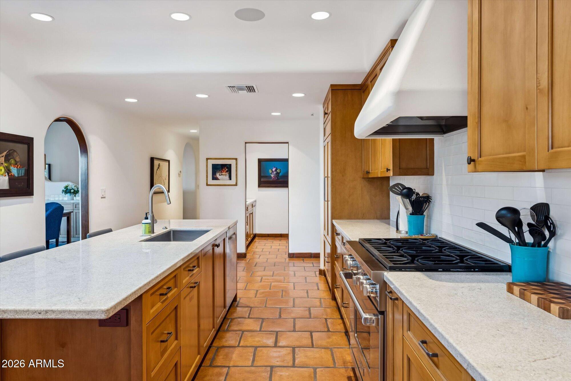KERR ESTATES 3 - Residential