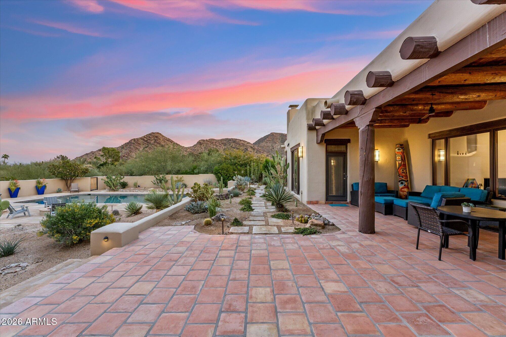 KERR ESTATES 3 - Residential