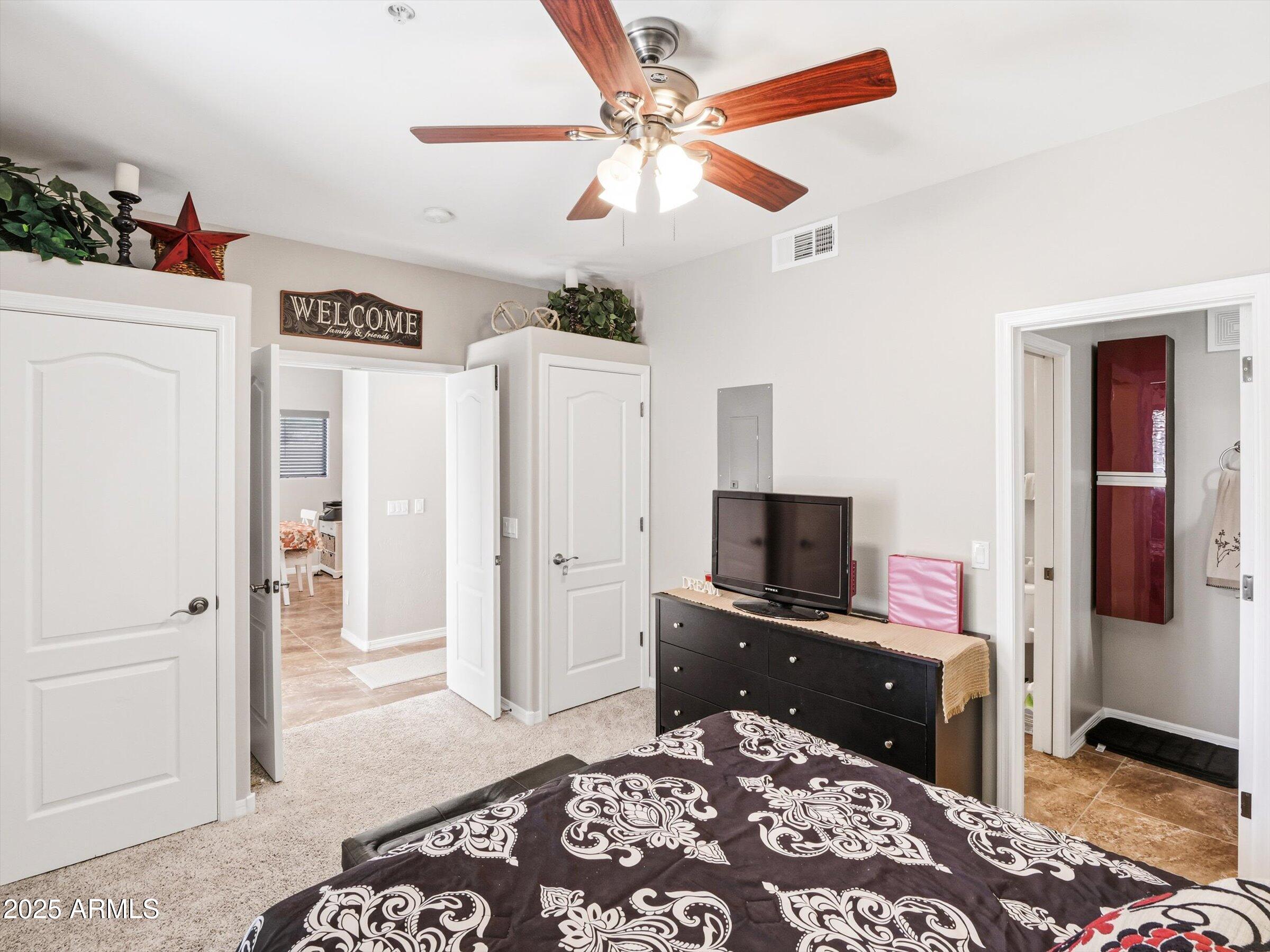 SAGUARO RIDGE CONDOMINIUMS - Residential