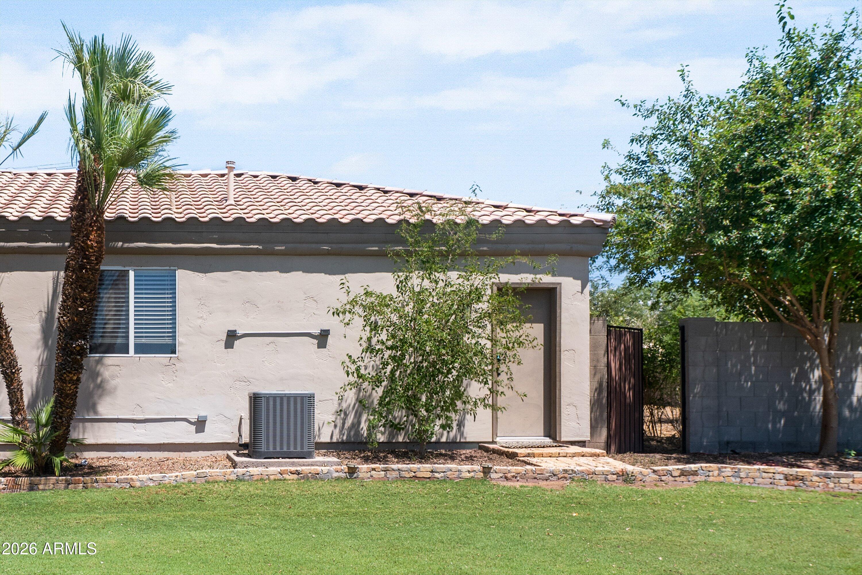 EQUESTRIAN ESTATES AT FINLEY FARMS - Residential