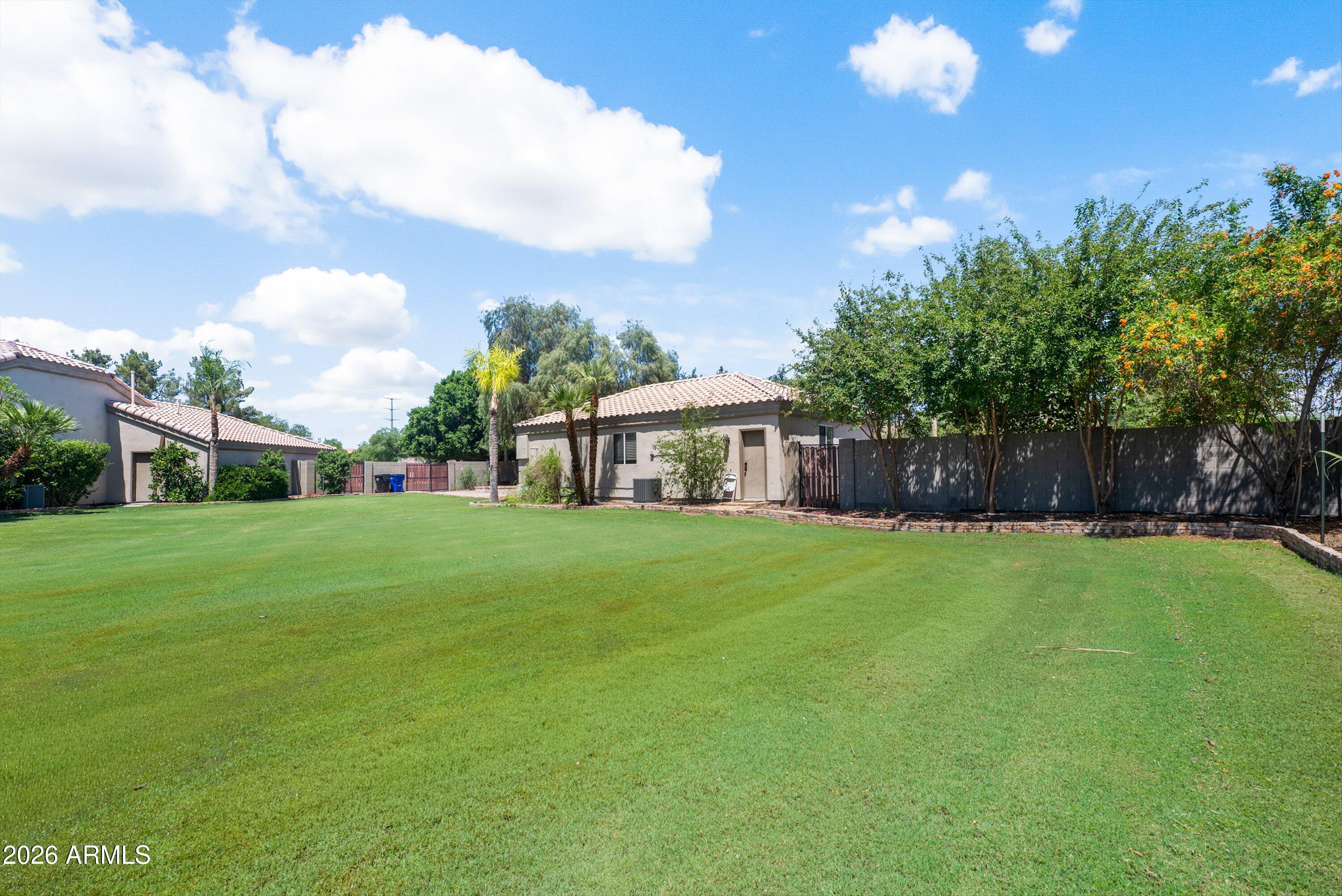 EQUESTRIAN ESTATES AT FINLEY FARMS - Residential