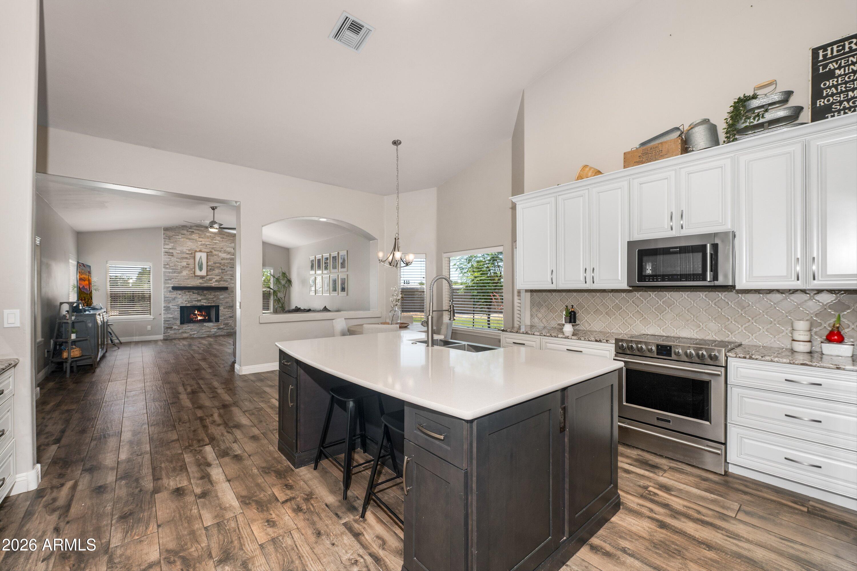 EQUESTRIAN ESTATES AT FINLEY FARMS - Residential