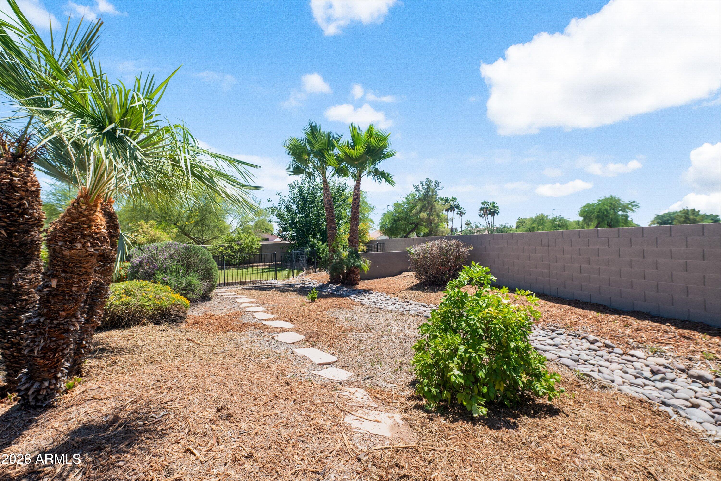 EQUESTRIAN ESTATES AT FINLEY FARMS - Residential