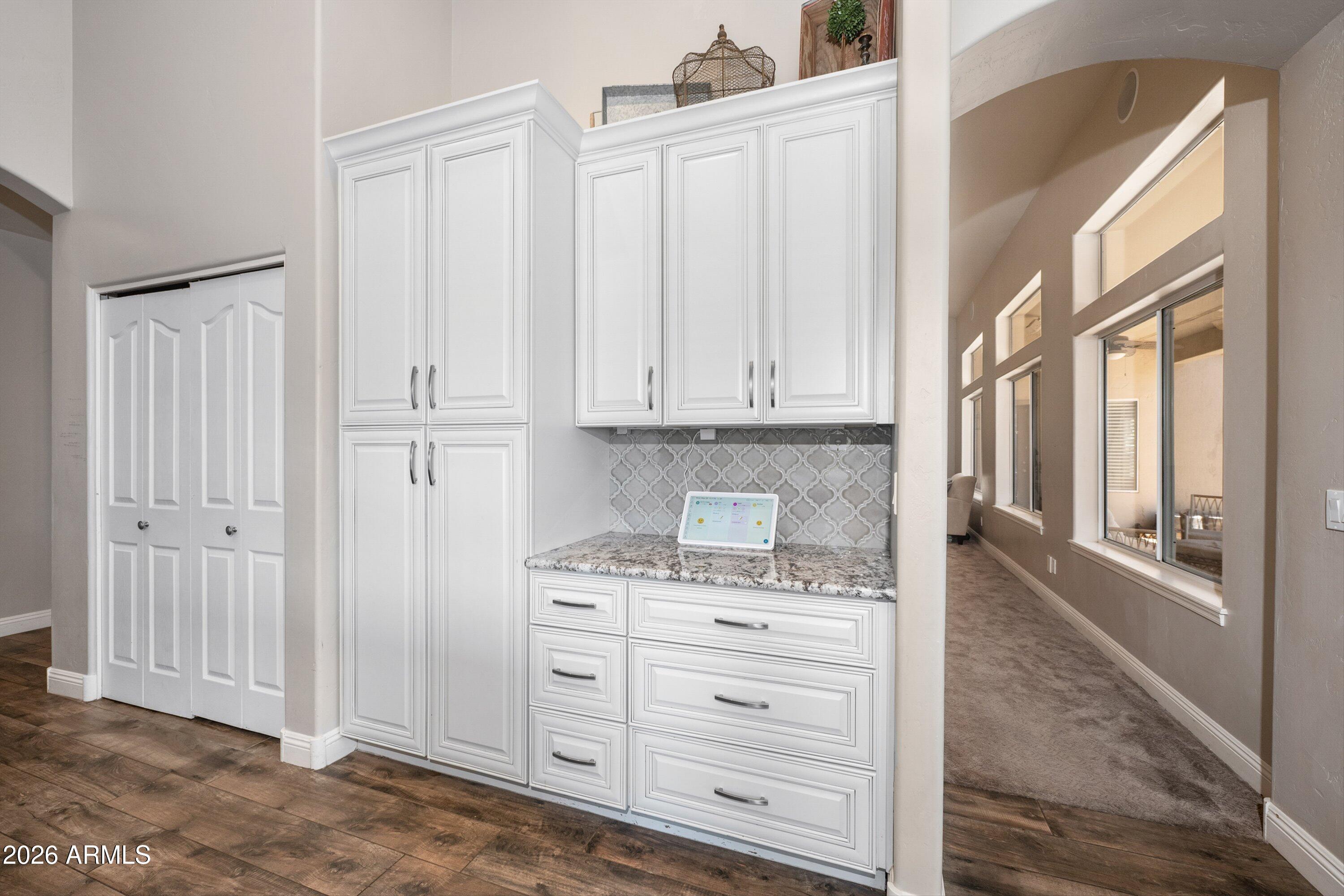 EQUESTRIAN ESTATES AT FINLEY FARMS - Residential