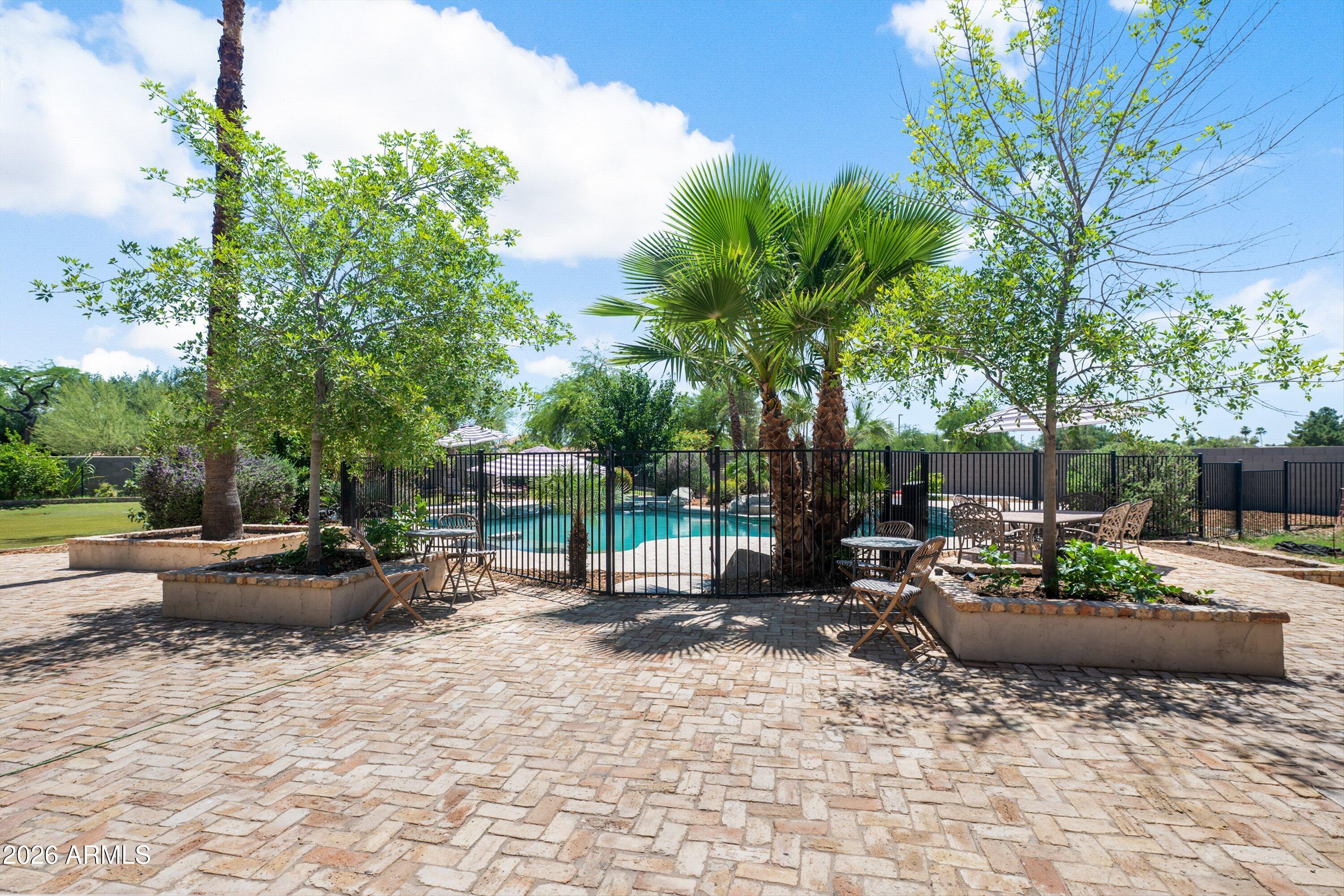 EQUESTRIAN ESTATES AT FINLEY FARMS - Residential
