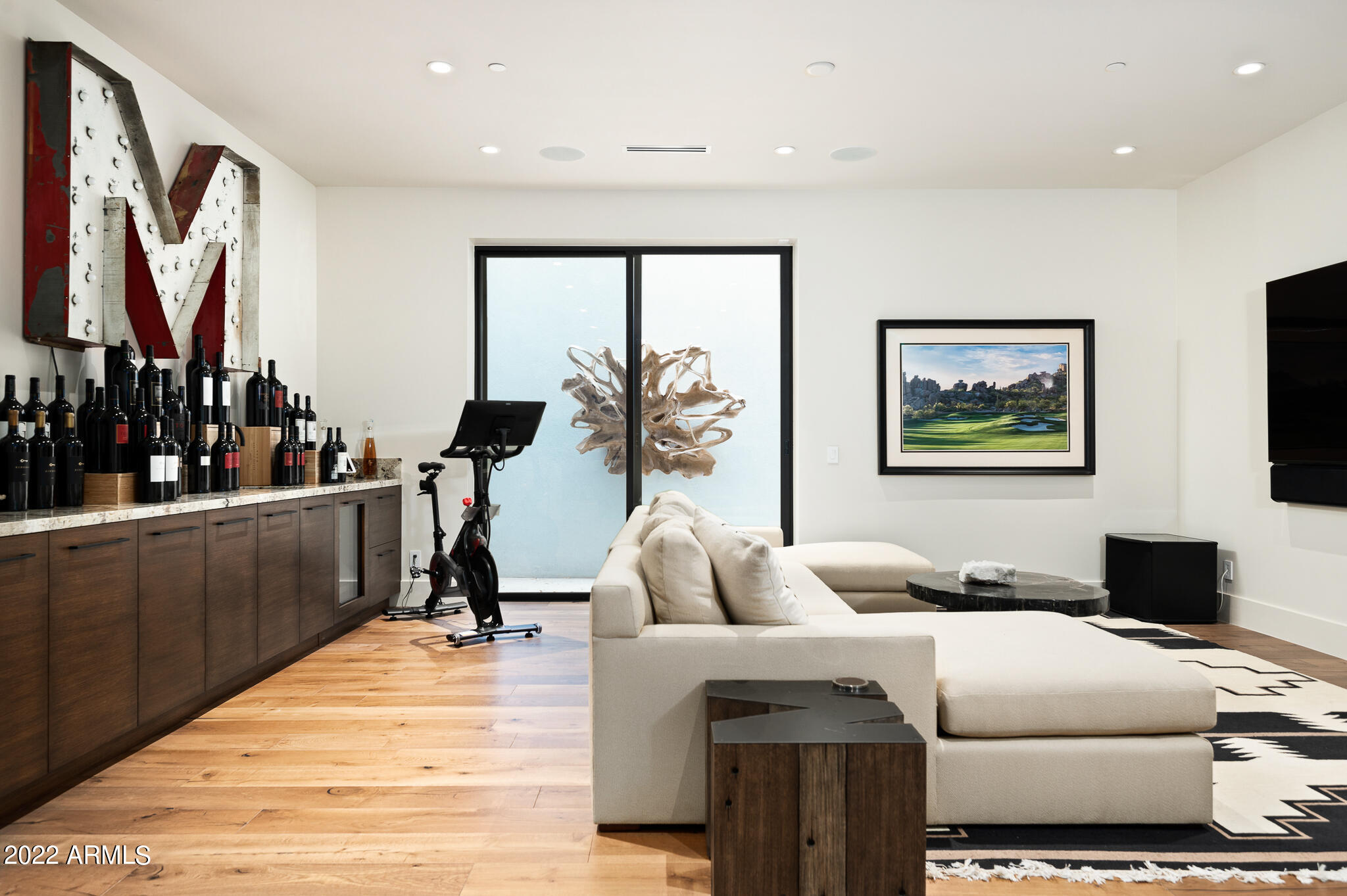 RITZ-CARLTON - Residential
