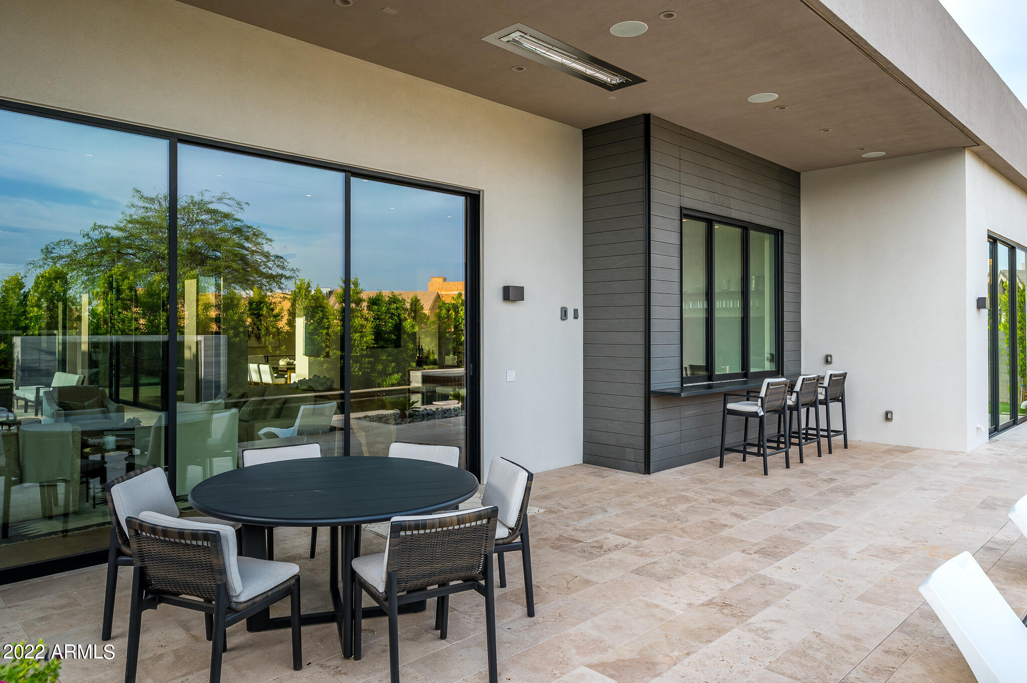 RITZ-CARLTON - Residential