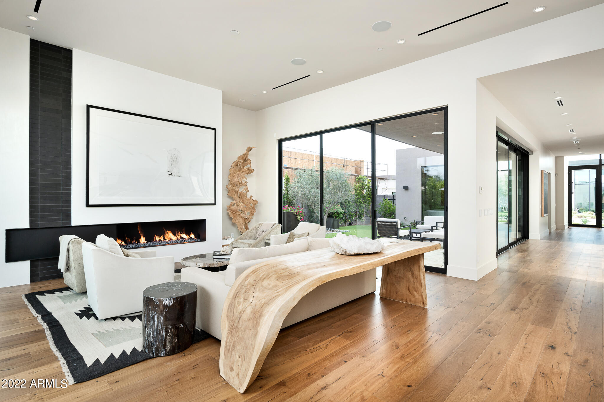 RITZ-CARLTON - Residential