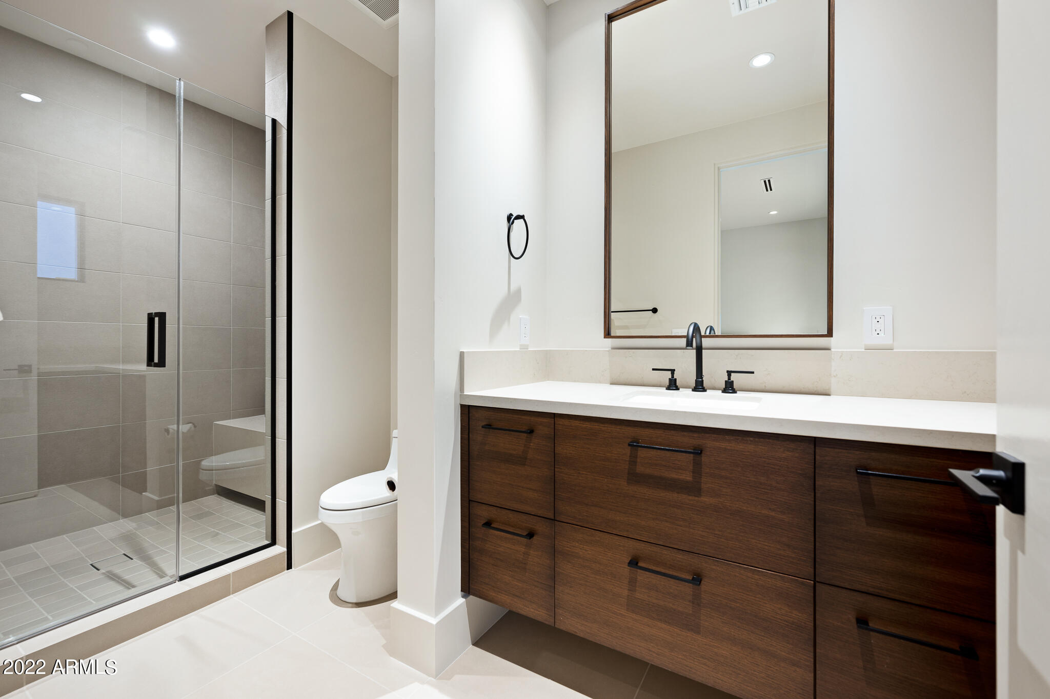 RITZ-CARLTON - Residential