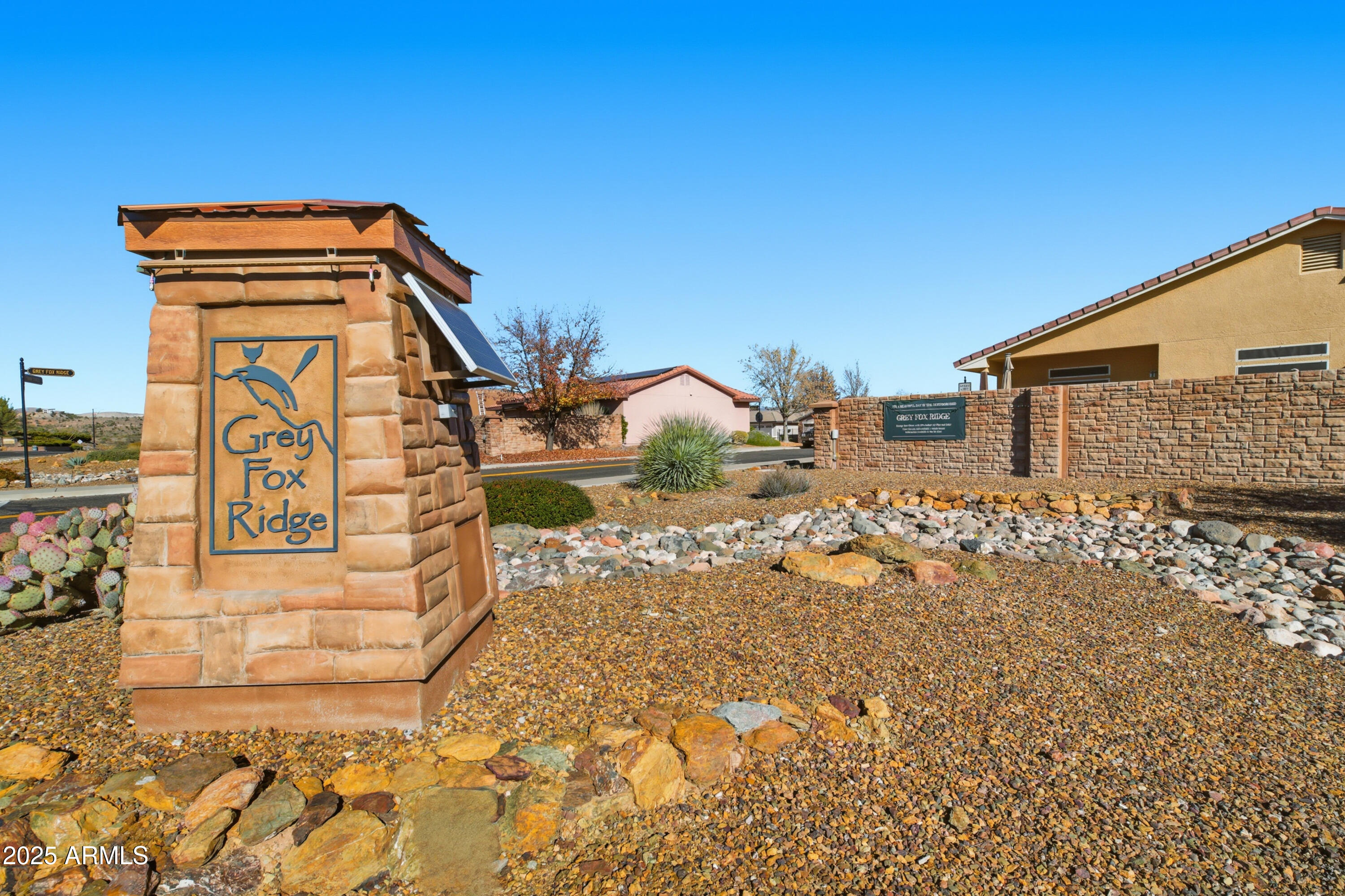 GREY FOX RIDGE - Land