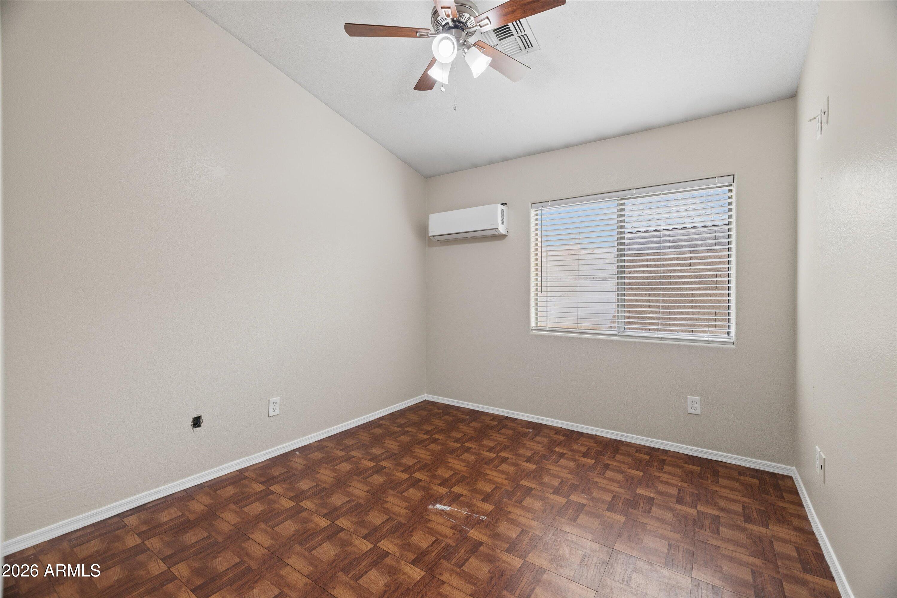 CAMPBELL COURT - Residential