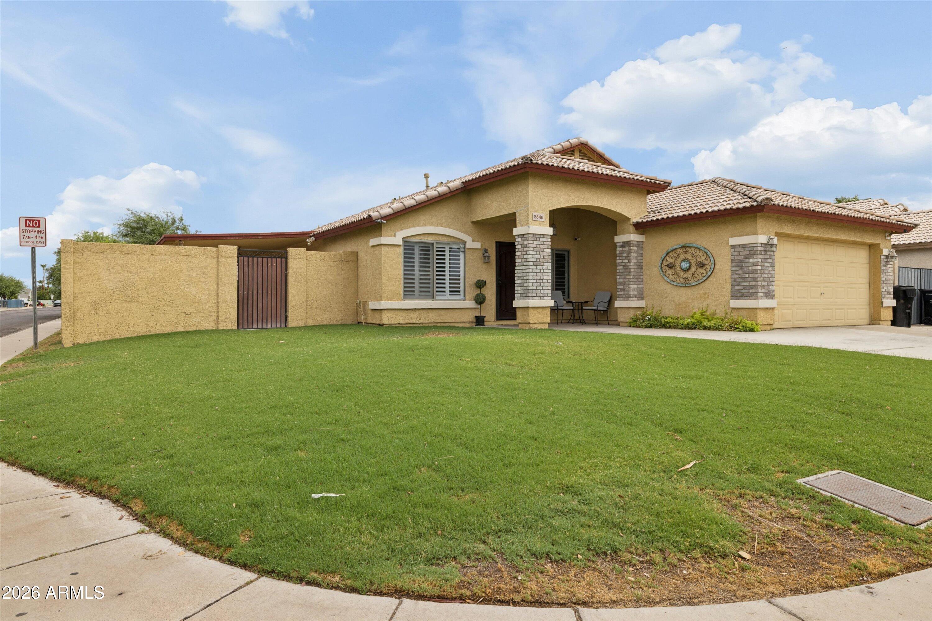CAMPBELL COURT - Residential