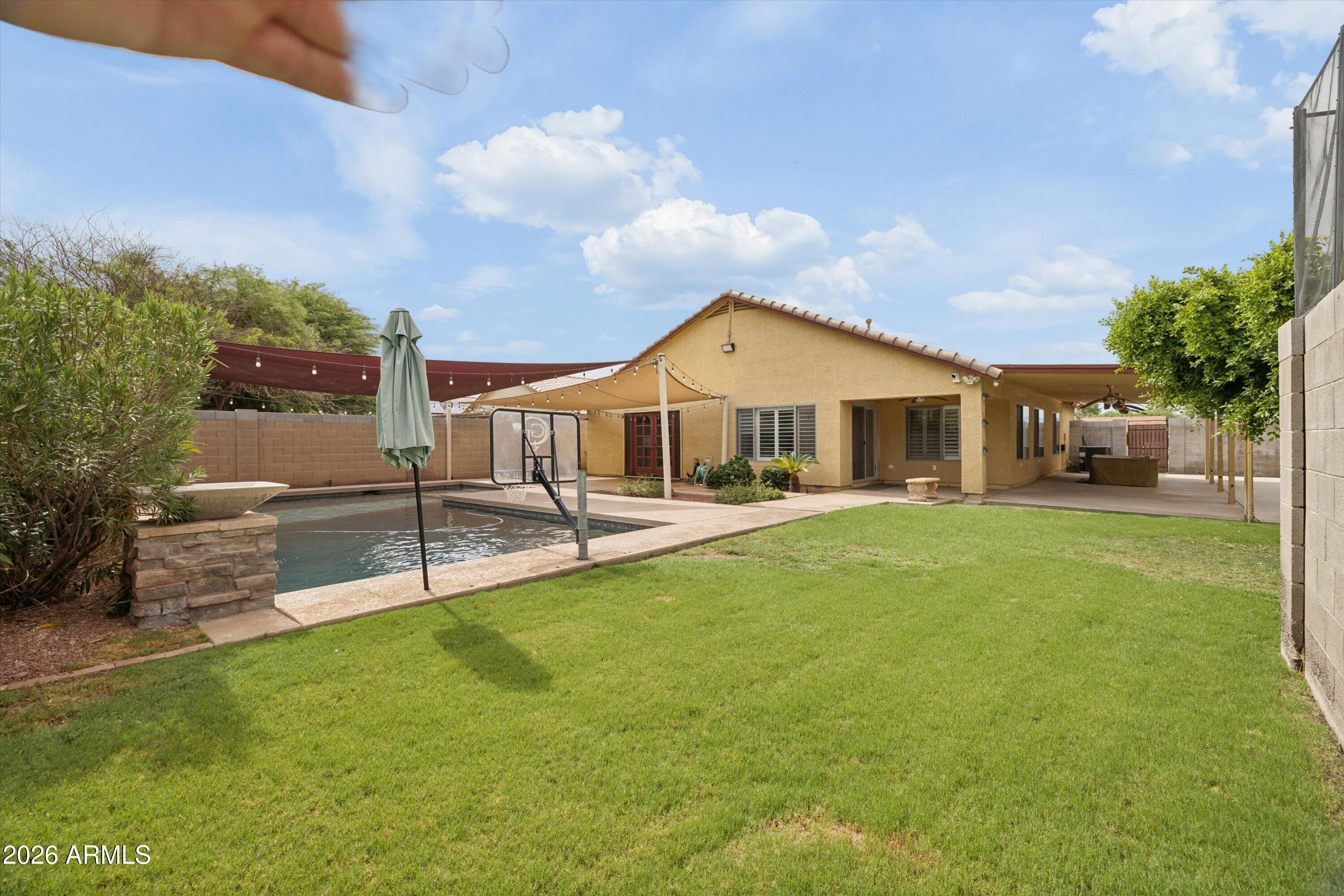 CAMPBELL COURT - Residential