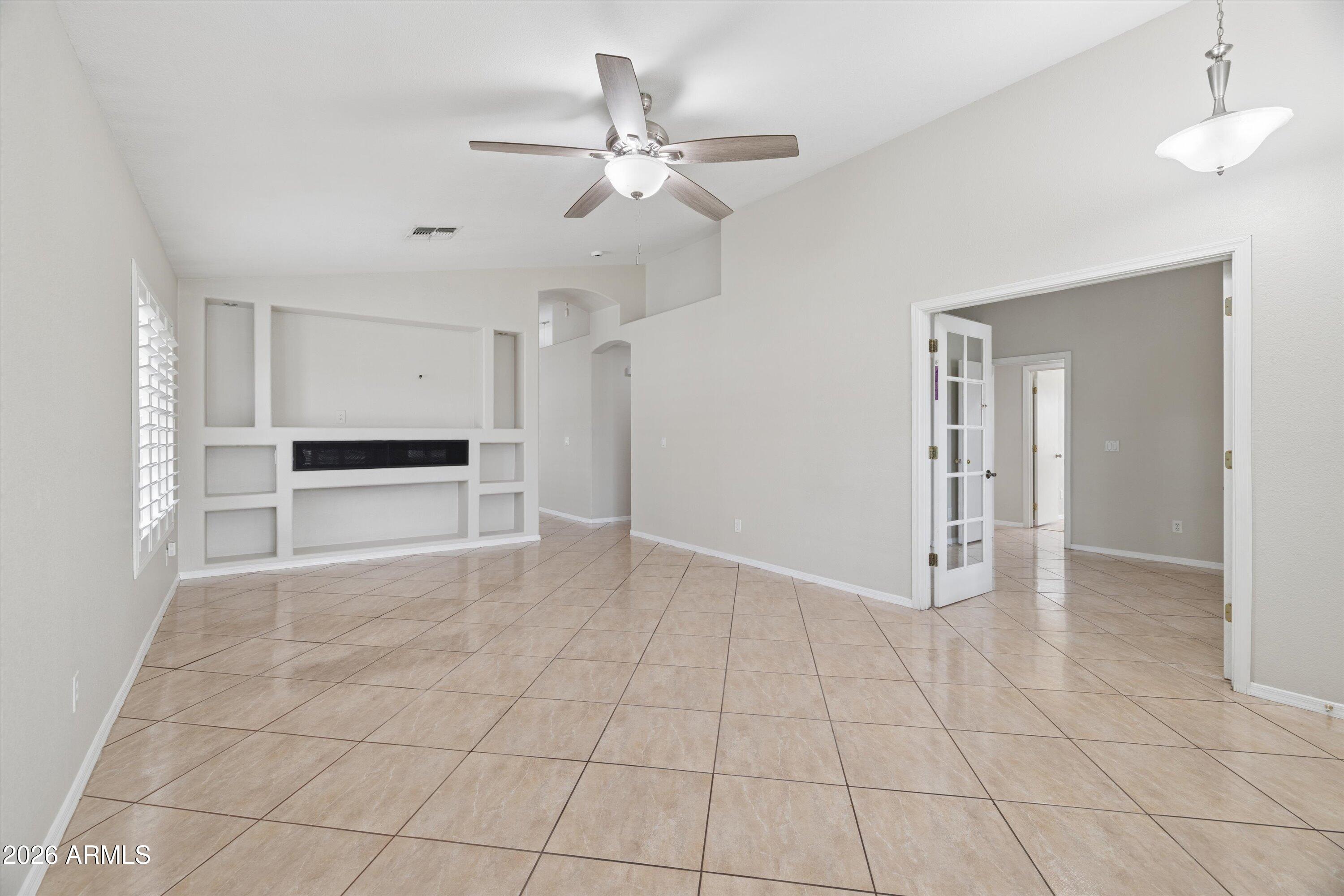 CAMPBELL COURT - Residential