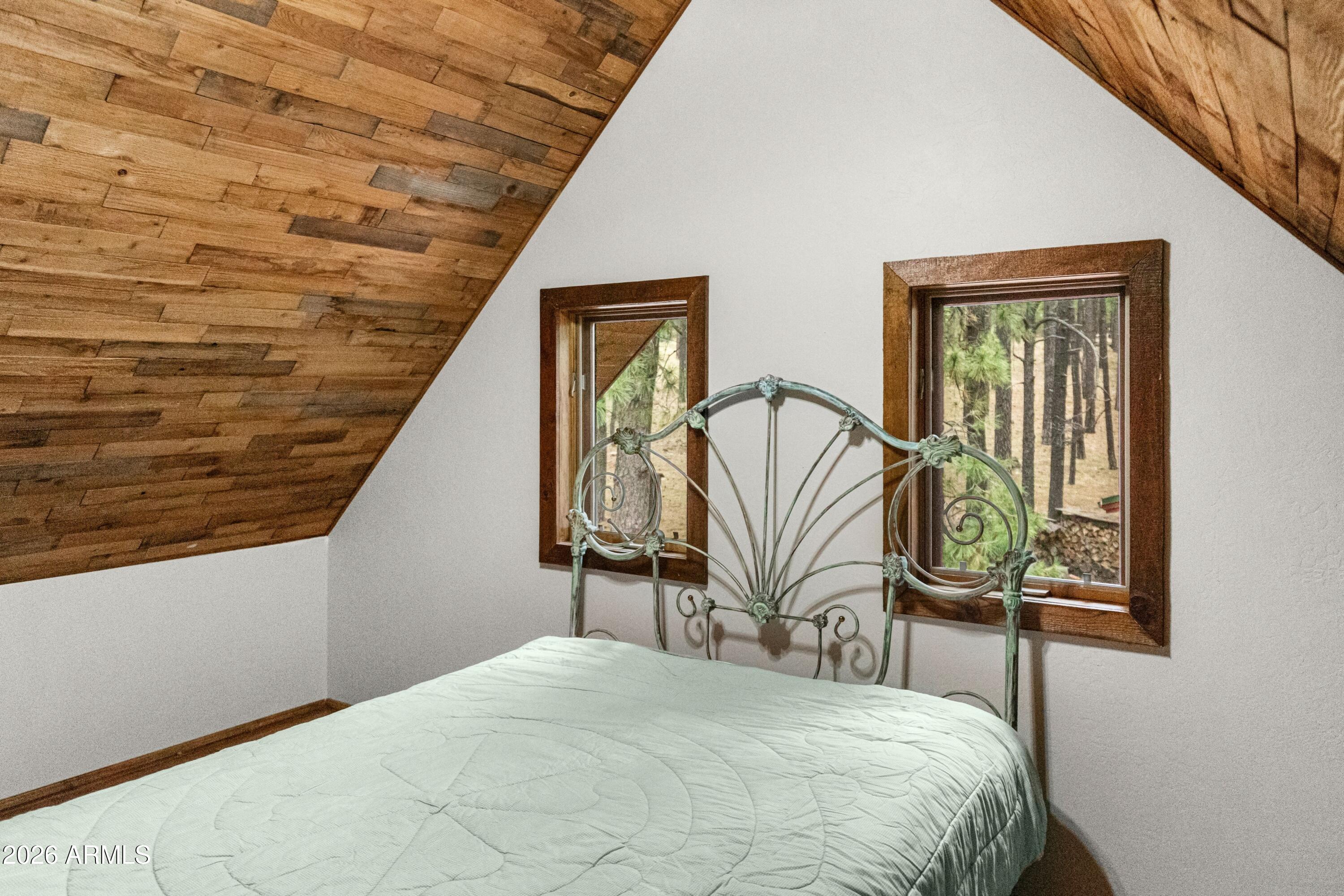 FOREST LAKES ESTATES 7 - Residential