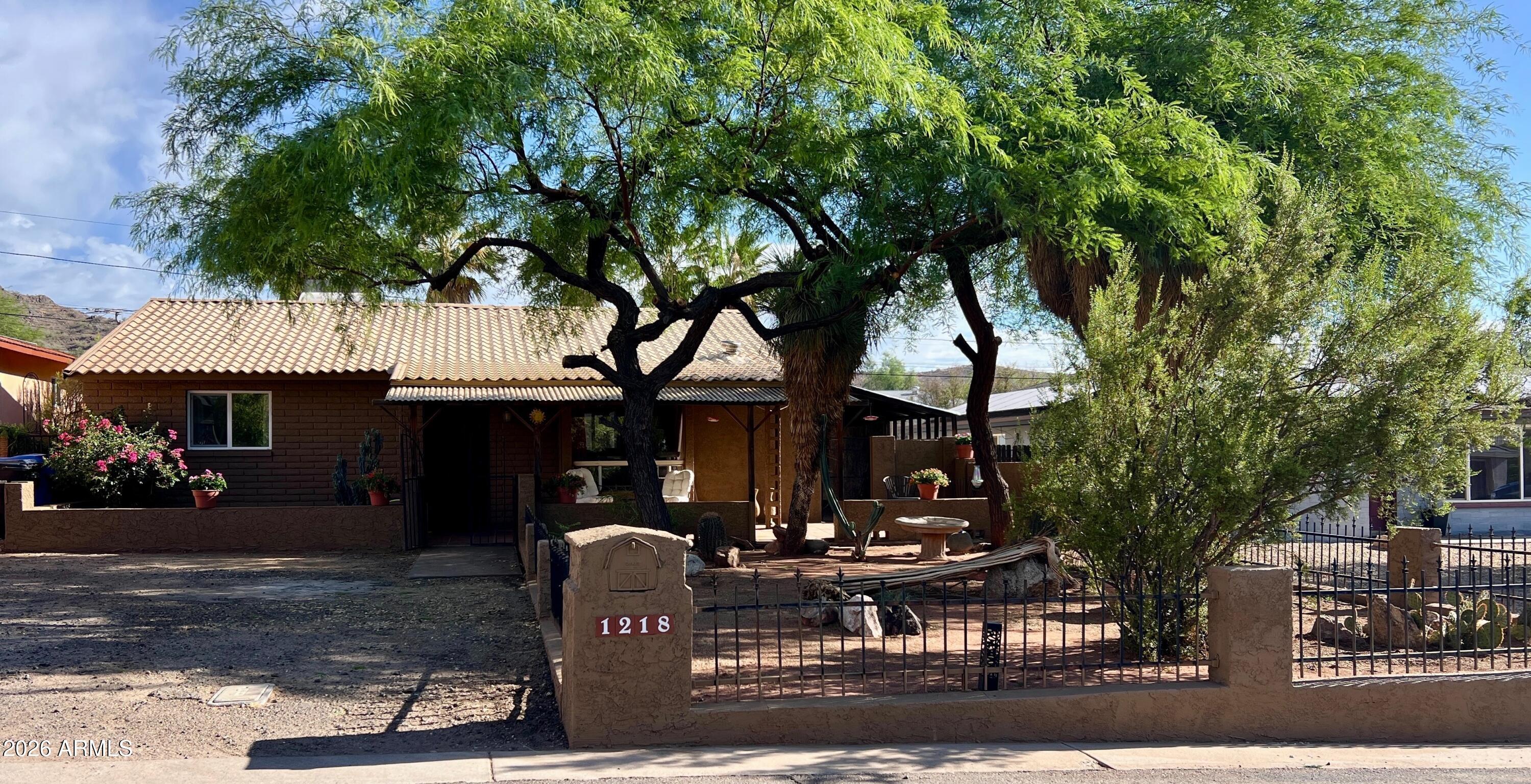 CACTUS HEIGHTS - Residential