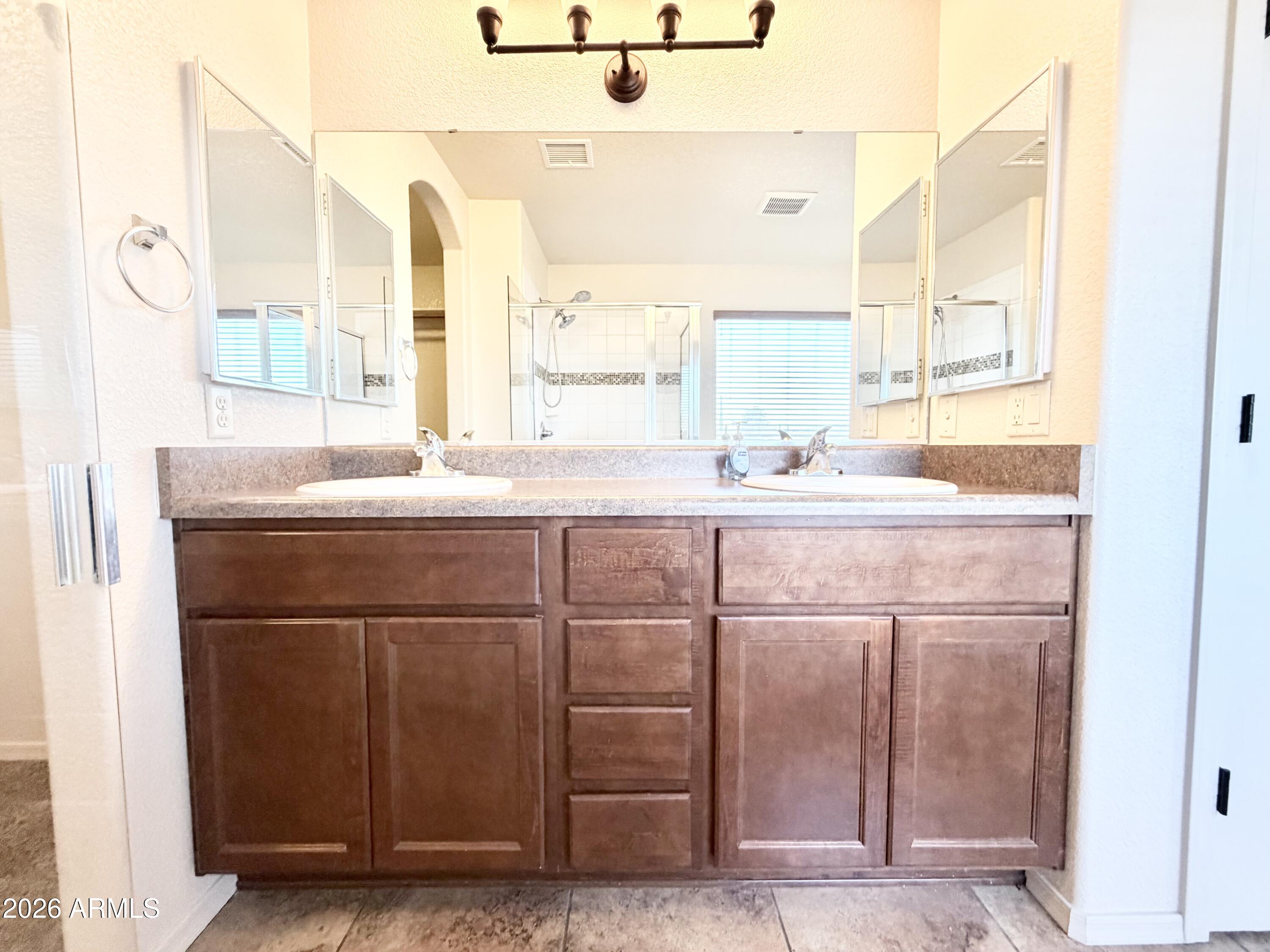 SUMMIT HEIGHTS - Residential