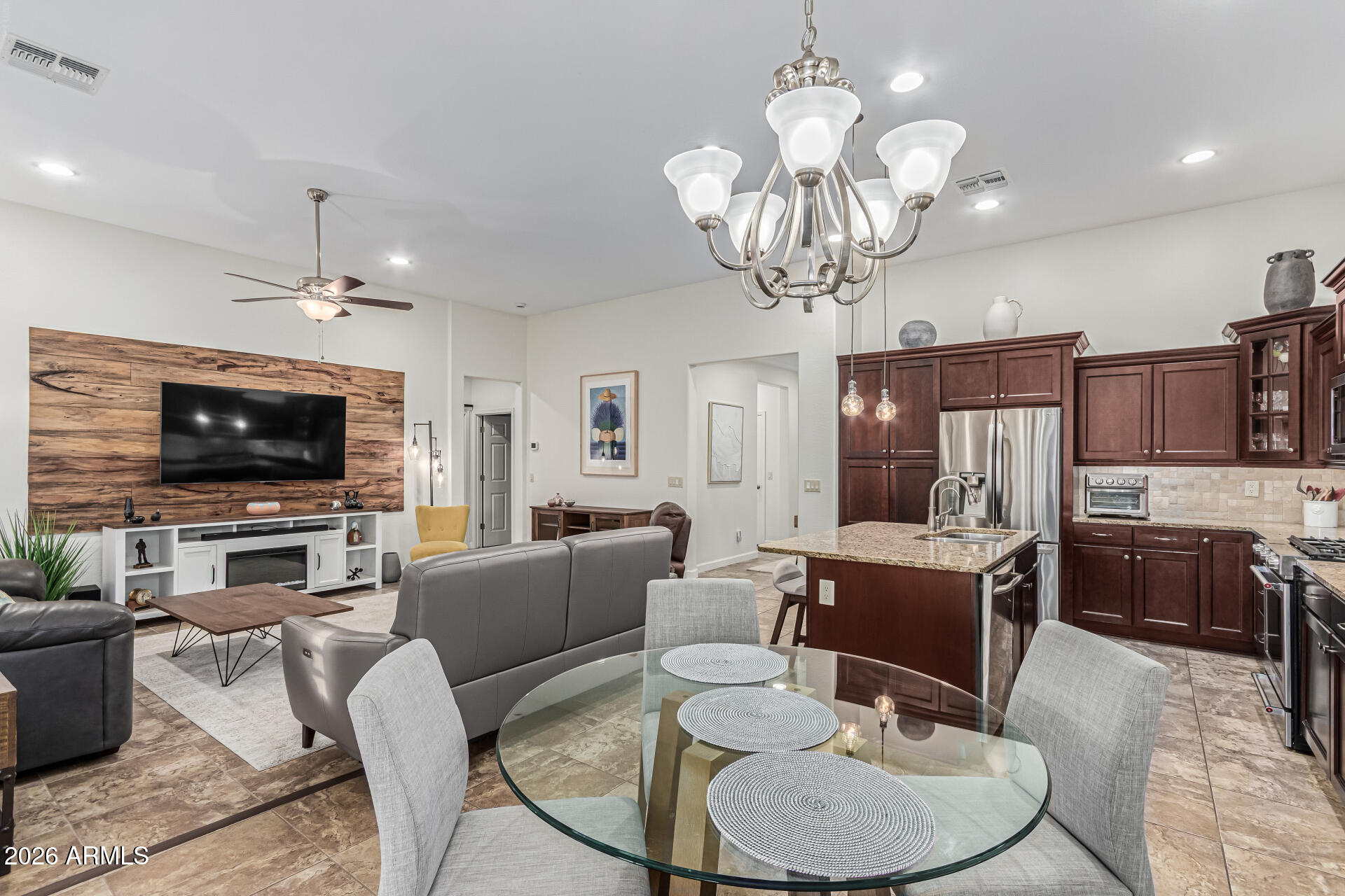 ROBSON RANCH-ARIZONA UNIT TWENTY-TWO - Residential