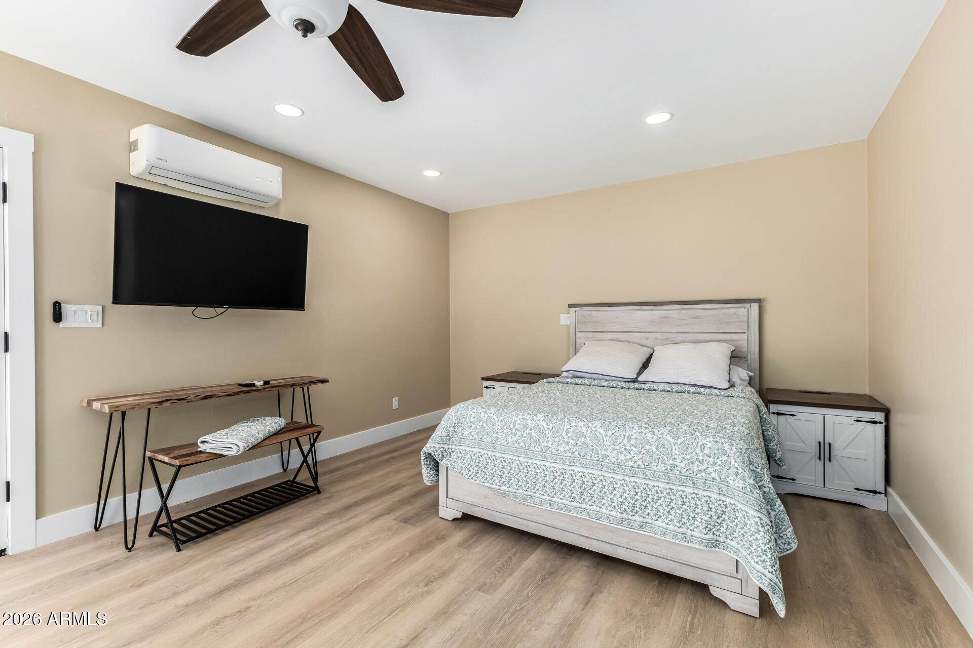 CENTURY CLUB ESTATES - Residential