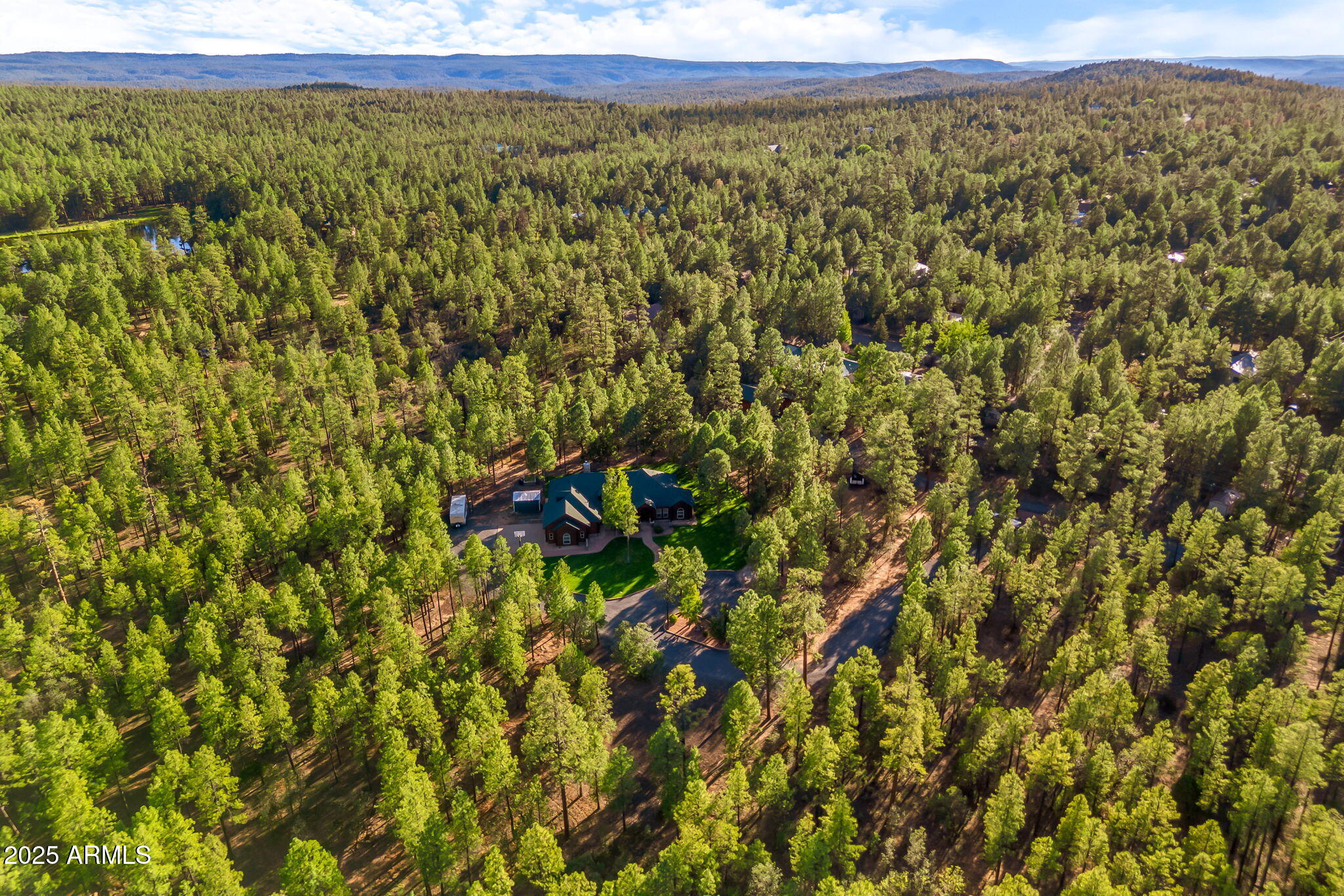 LAKESIDE TOWNSITE - Residential