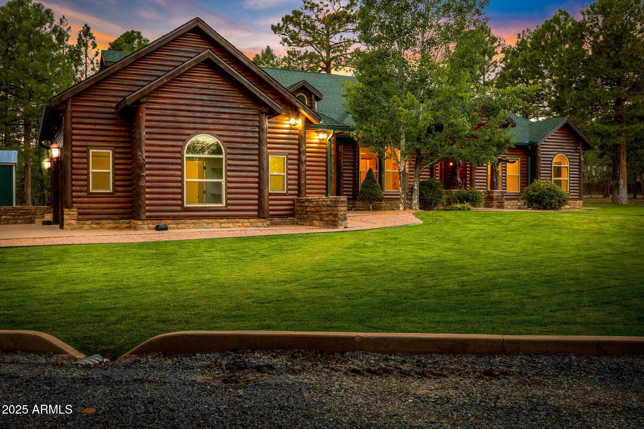 LAKESIDE TOWNSITE - Residential