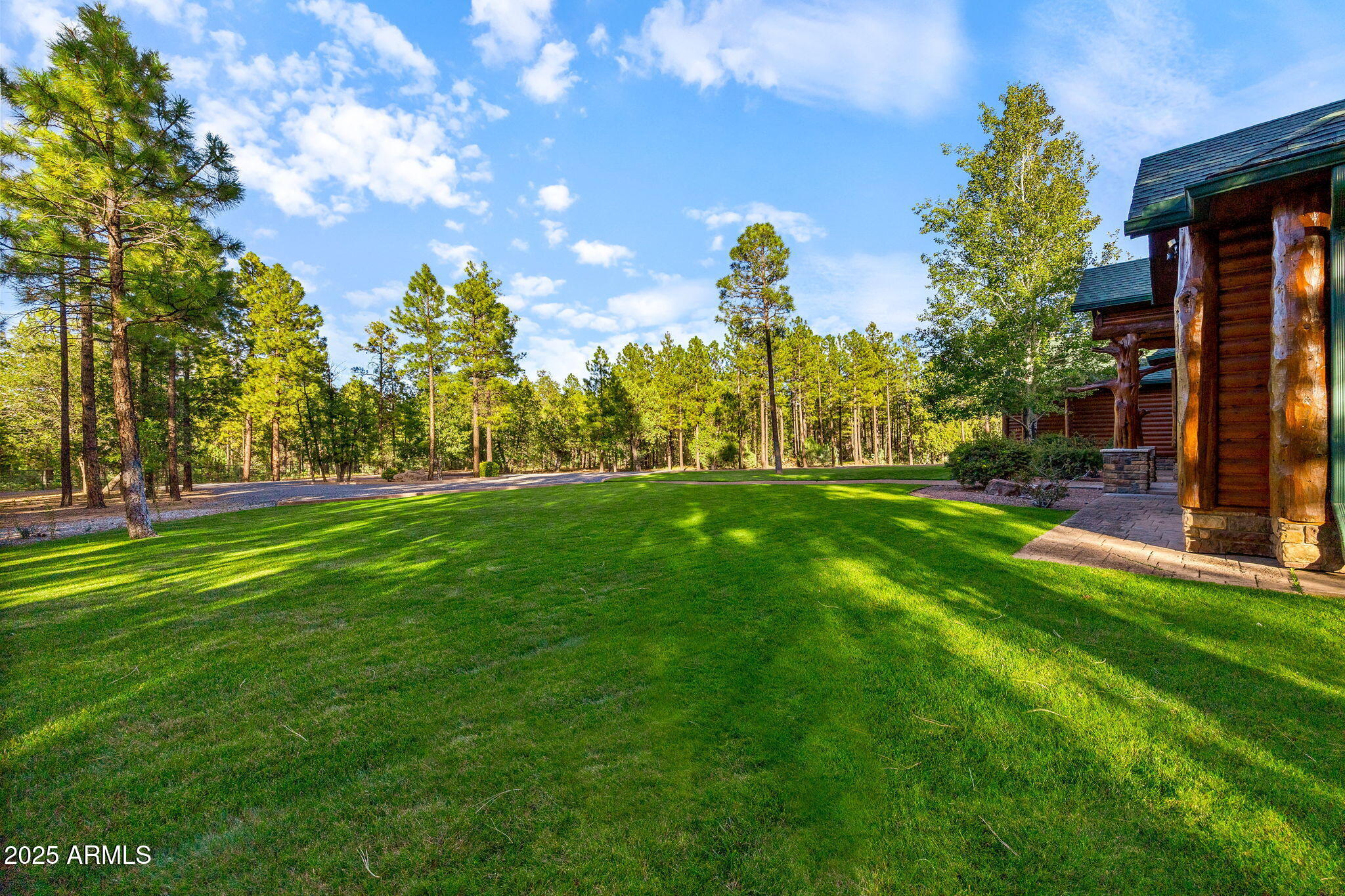 LAKESIDE TOWNSITE - Residential
