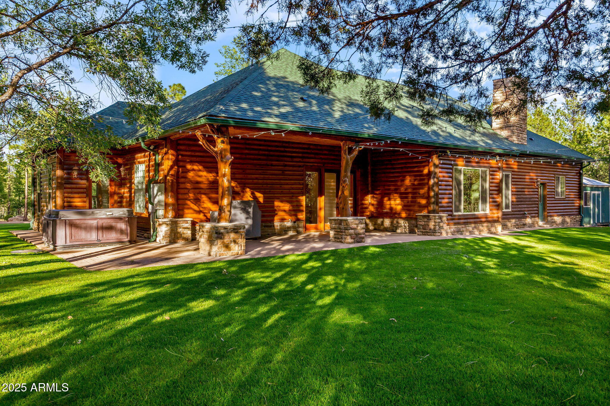 LAKESIDE TOWNSITE - Residential