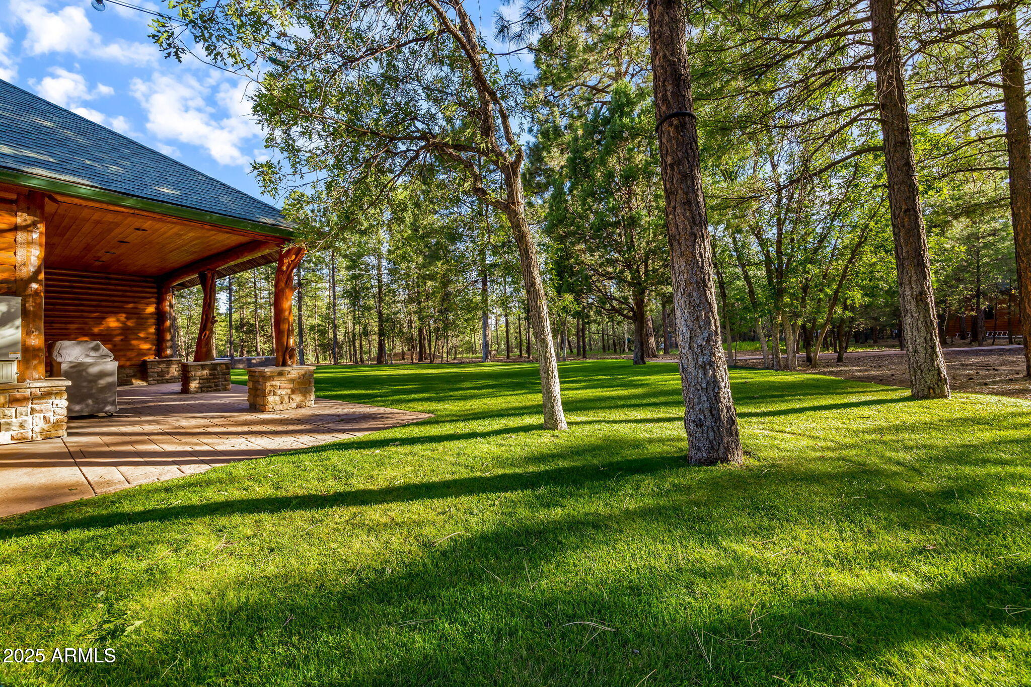 LAKESIDE TOWNSITE - Residential