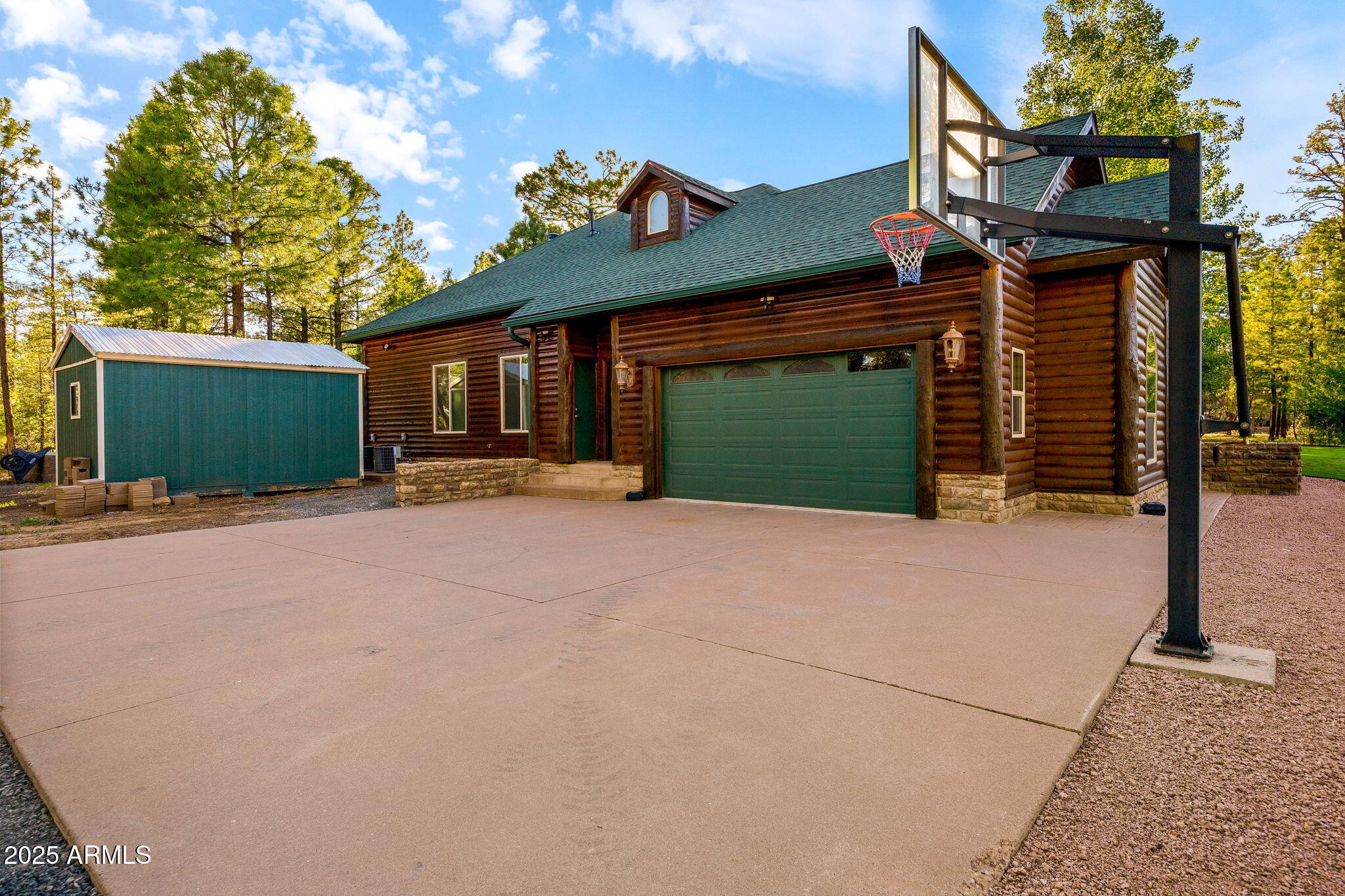 LAKESIDE TOWNSITE - Residential