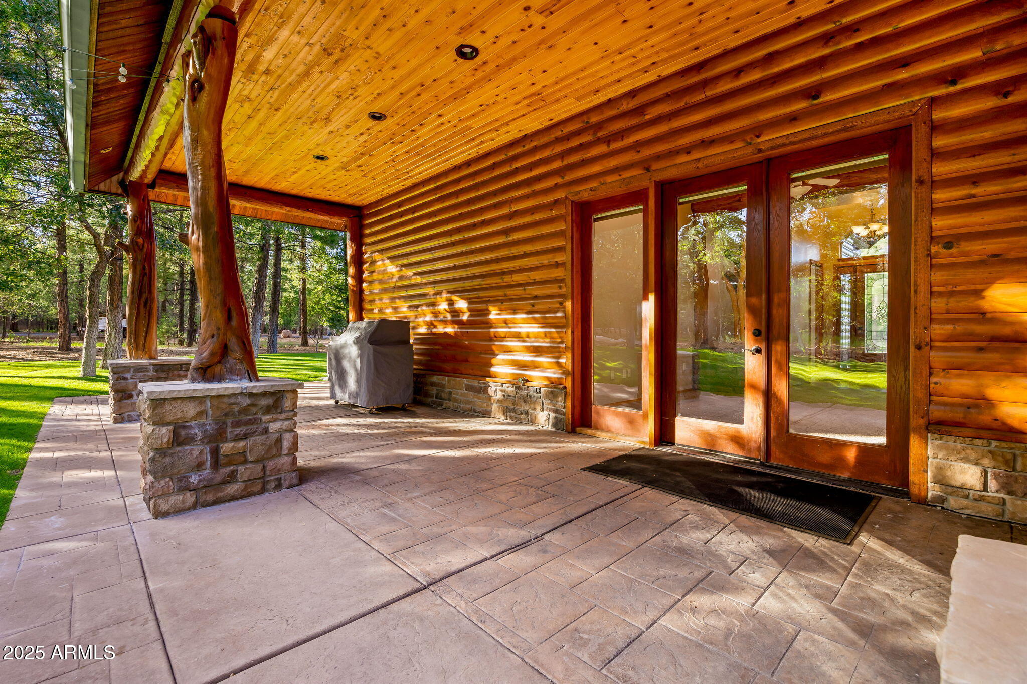 LAKESIDE TOWNSITE - Residential