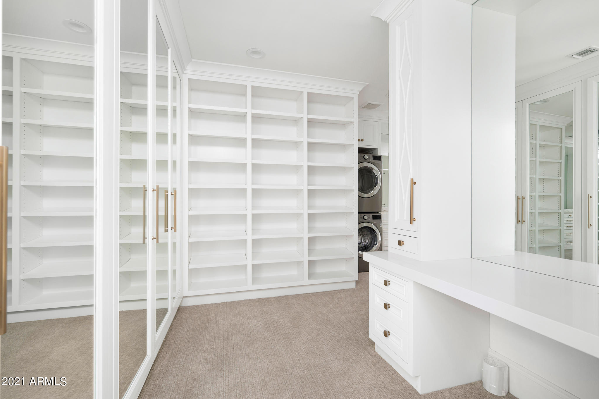 FINISTERRE - Residential
