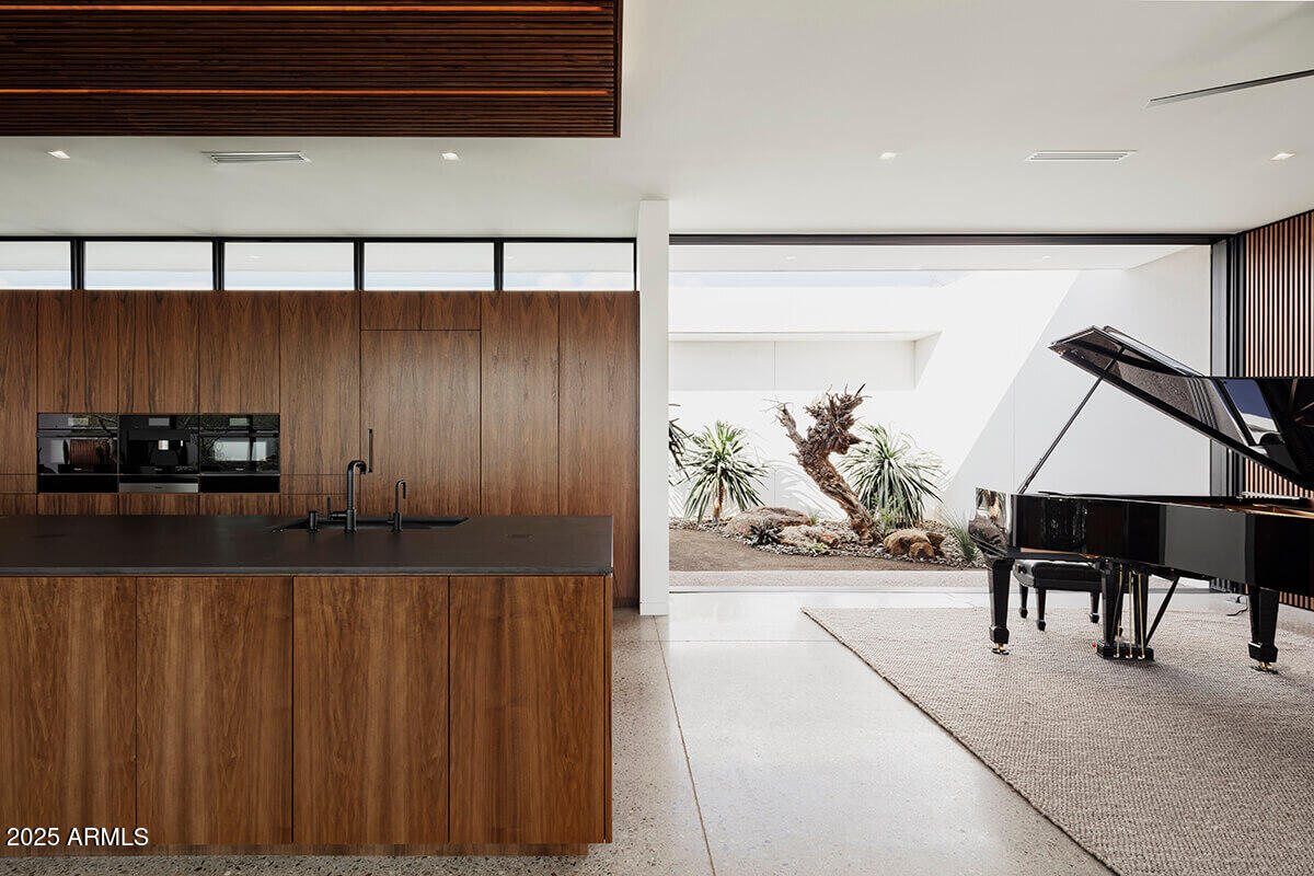 Metes and Bounds - Residential