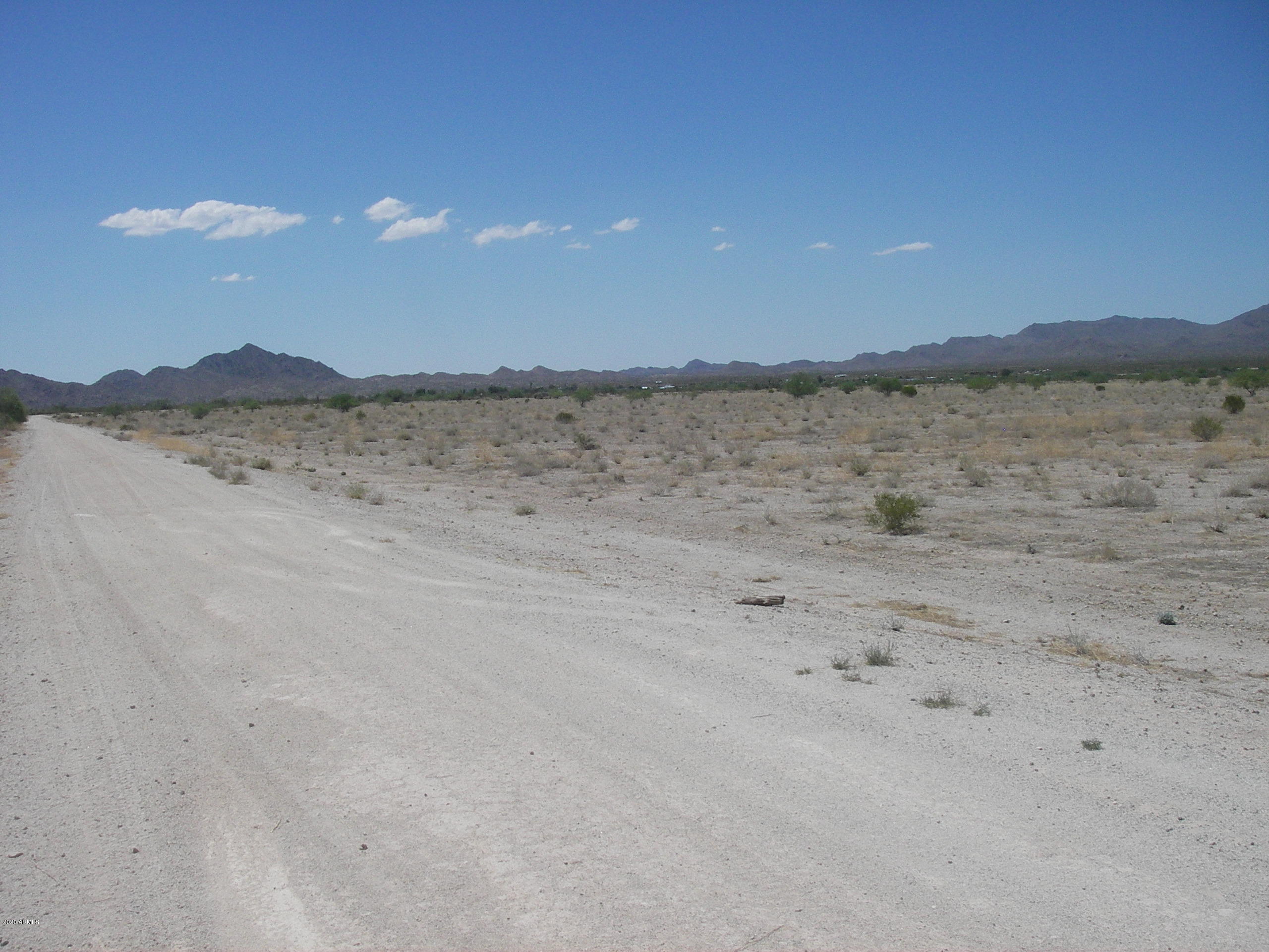 SALOME HIGHWAY 60 SUNLAND ESTATE 250 ACRES - Land
