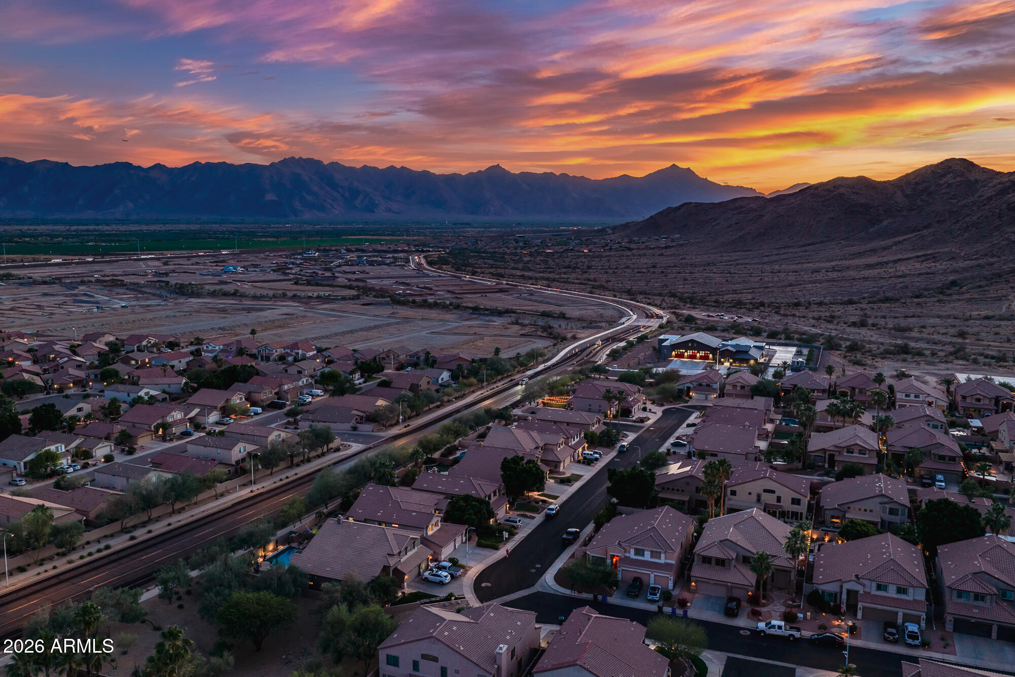 FOOTHILLS CLUB WEST - Residential